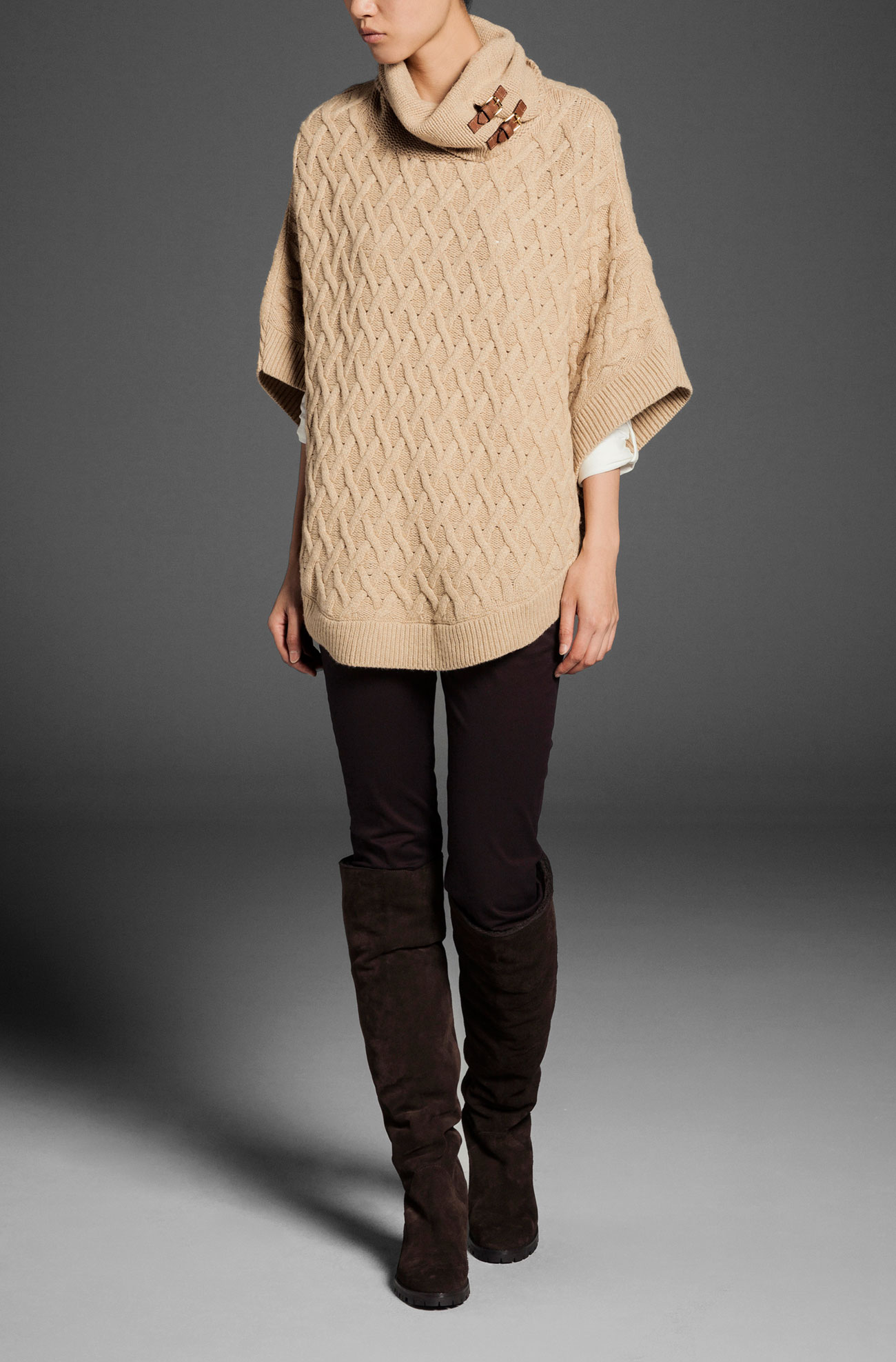 http://static.massimodutti.net/3/photos/2013/I/0/1/p/5658/611/704/5658611704_1_1_1.jpg?timestamp=1378294541757