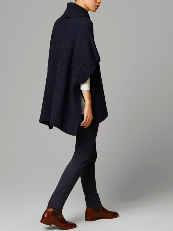 ARRAN WOOL CAPE WITH LEATHER BUCKLES