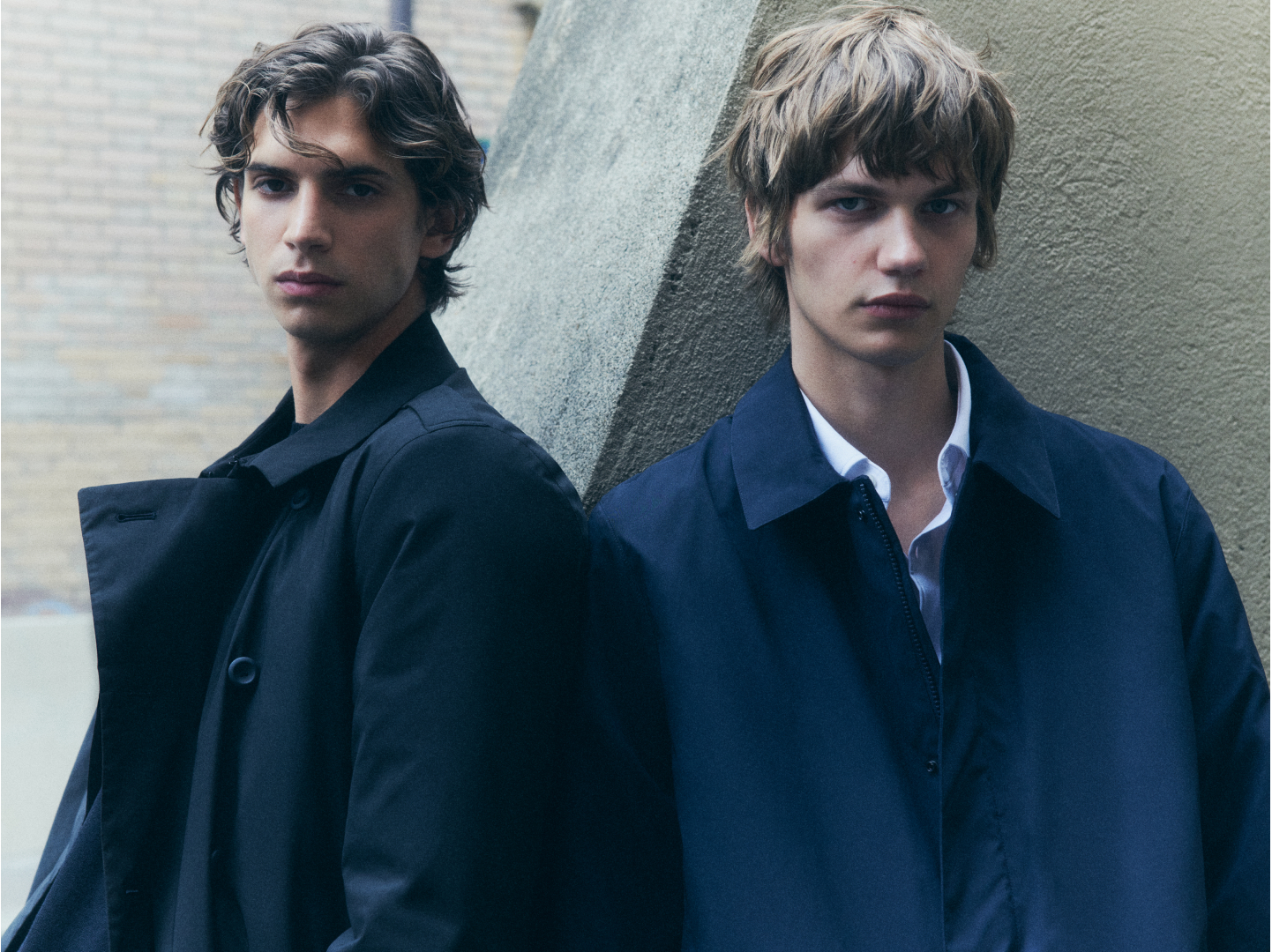 editAntiqueRowDesktop10_1