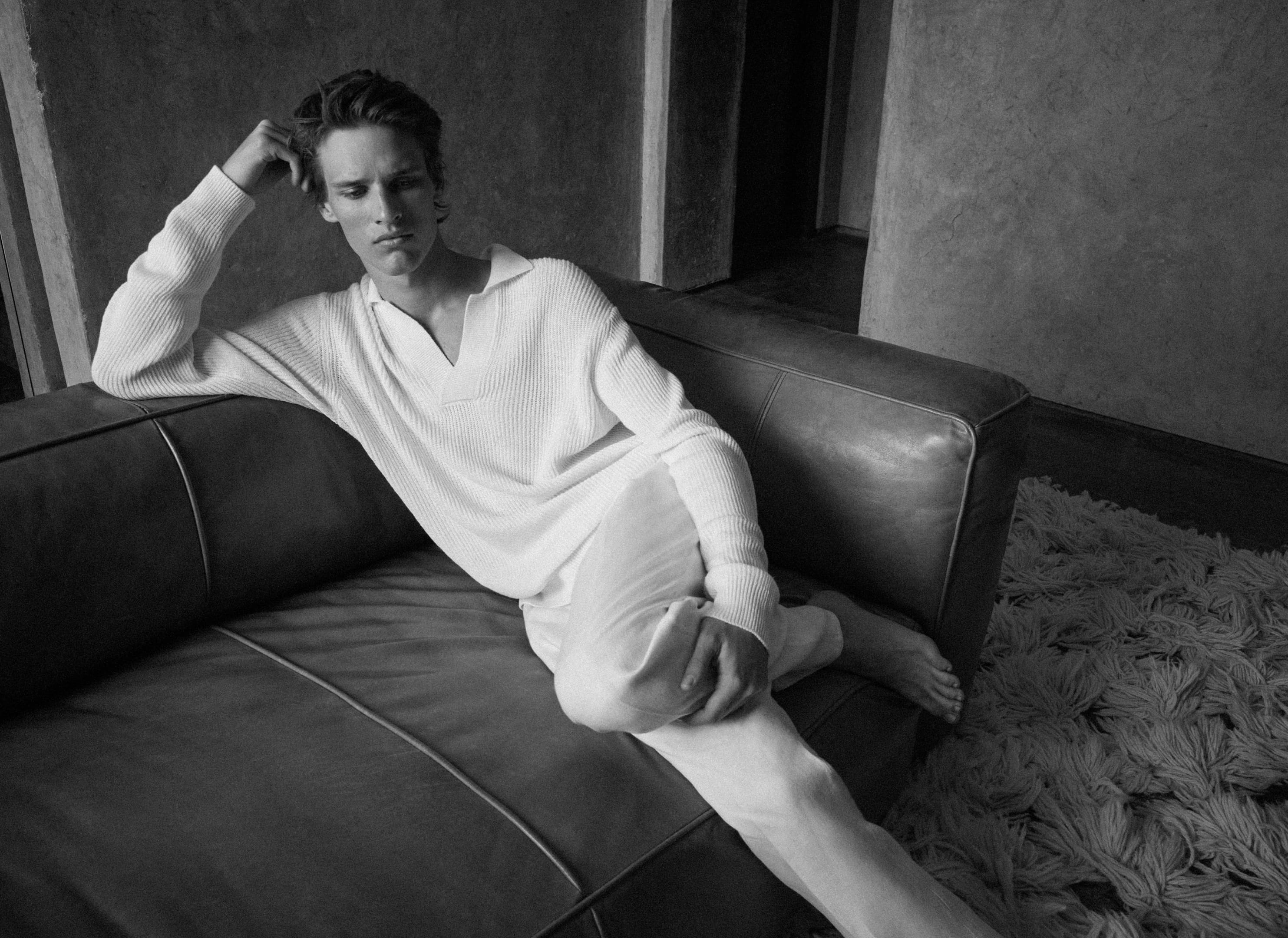 editDesktopUtterStillnessDesktop07_1