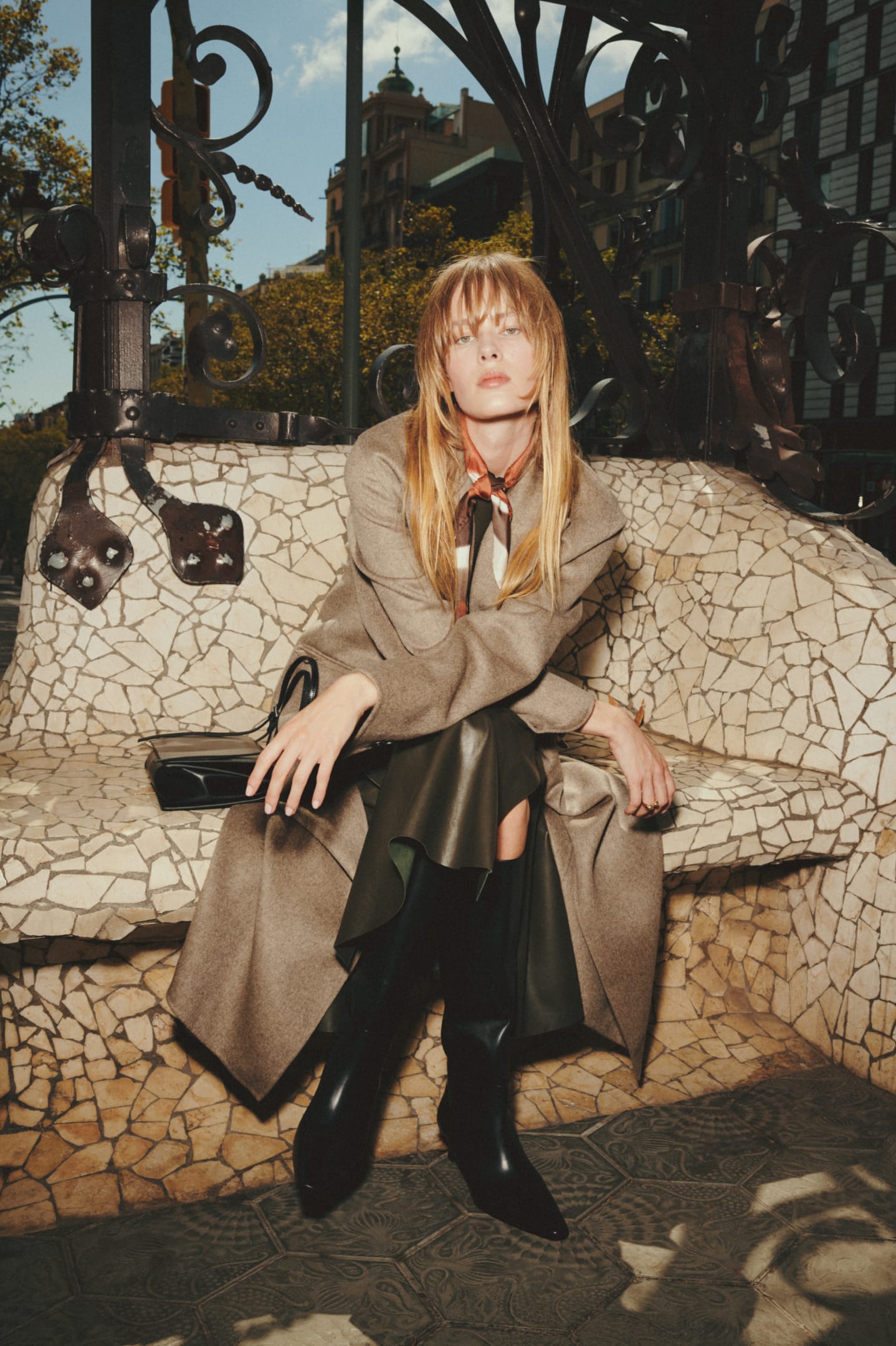 wEditCoatsBagsDesktop06_1