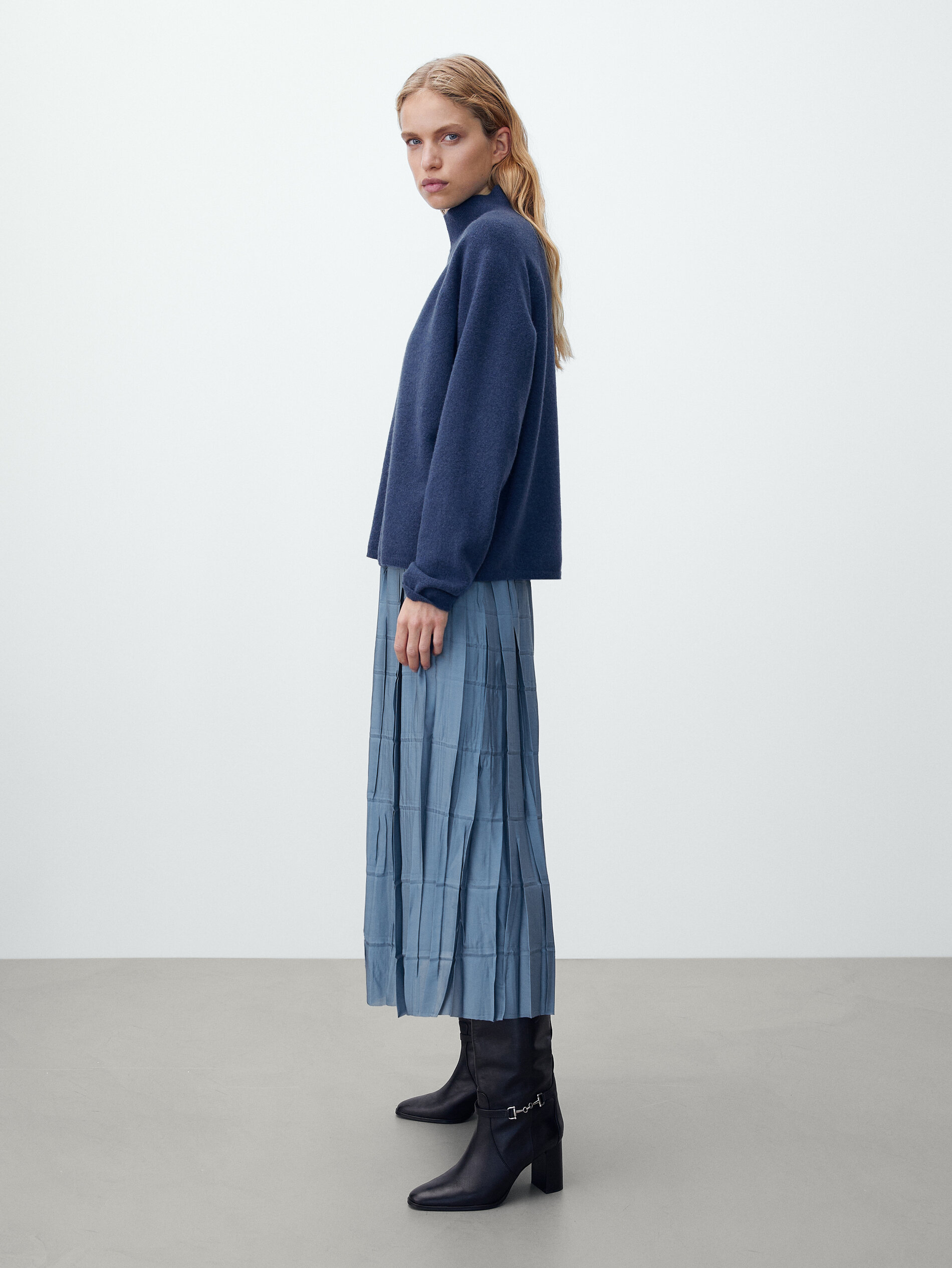 null´s Pleated skirt with elastic waist Massimo Dutti Armenia
