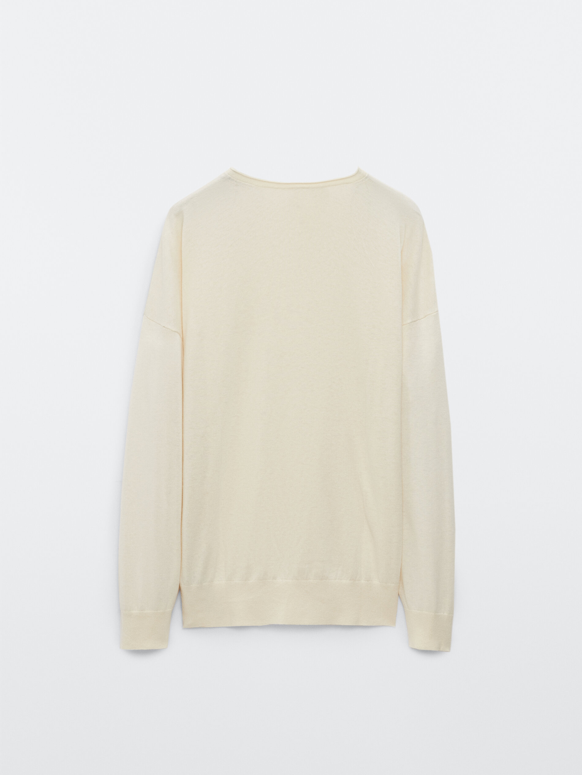 Long sleeve sweater with boat neck 