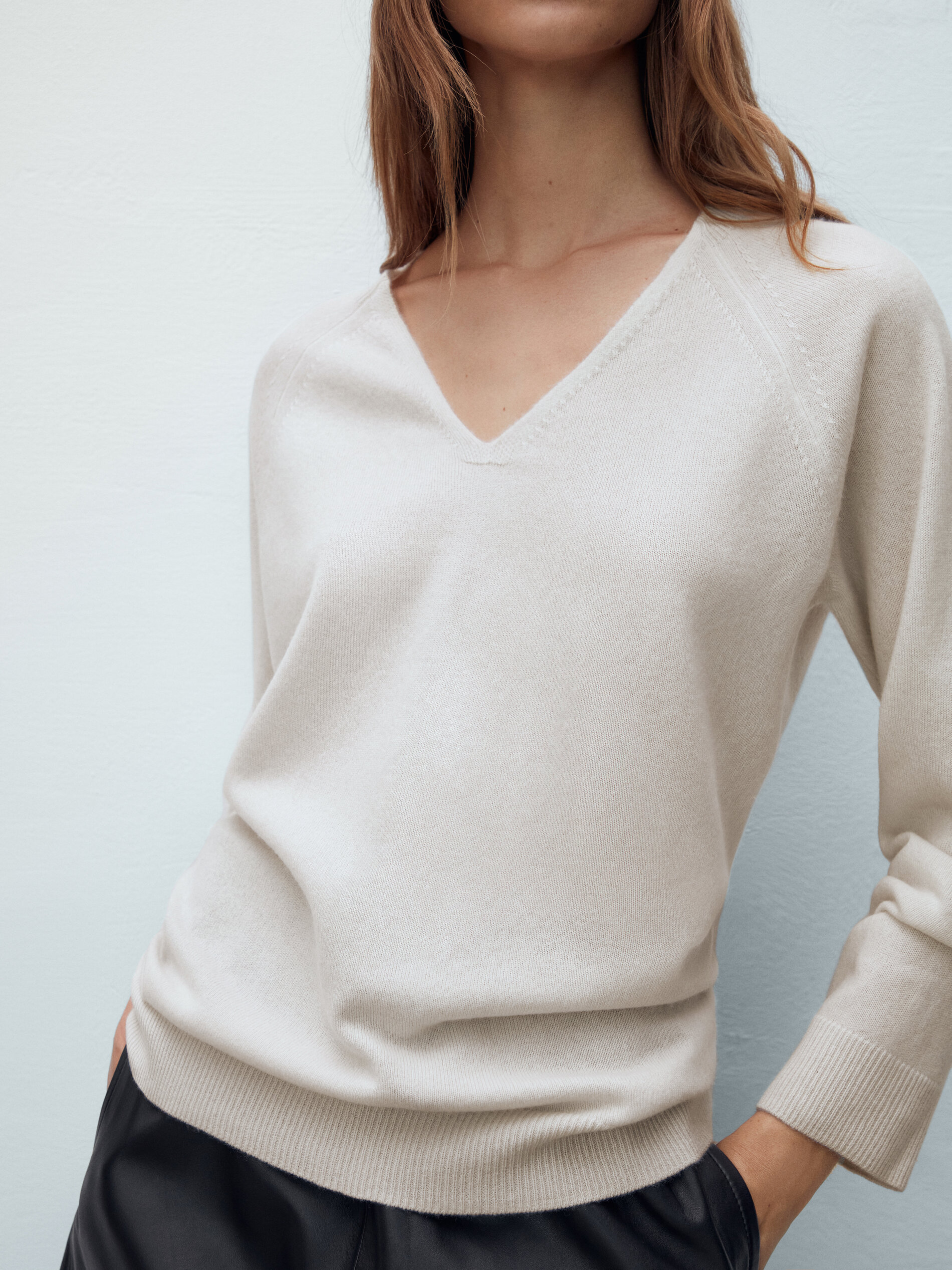 cashmere v-neck sweater Massimo Dutti 
