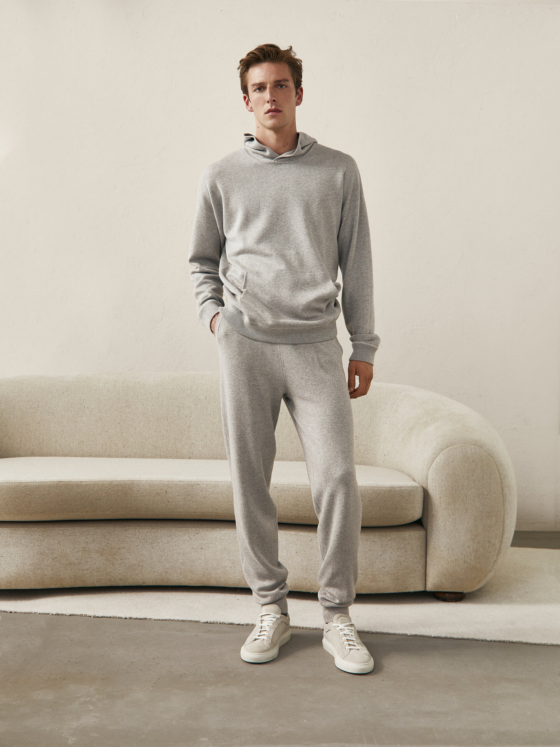 Jogging fit knit trousers - null - Massimo Dutti