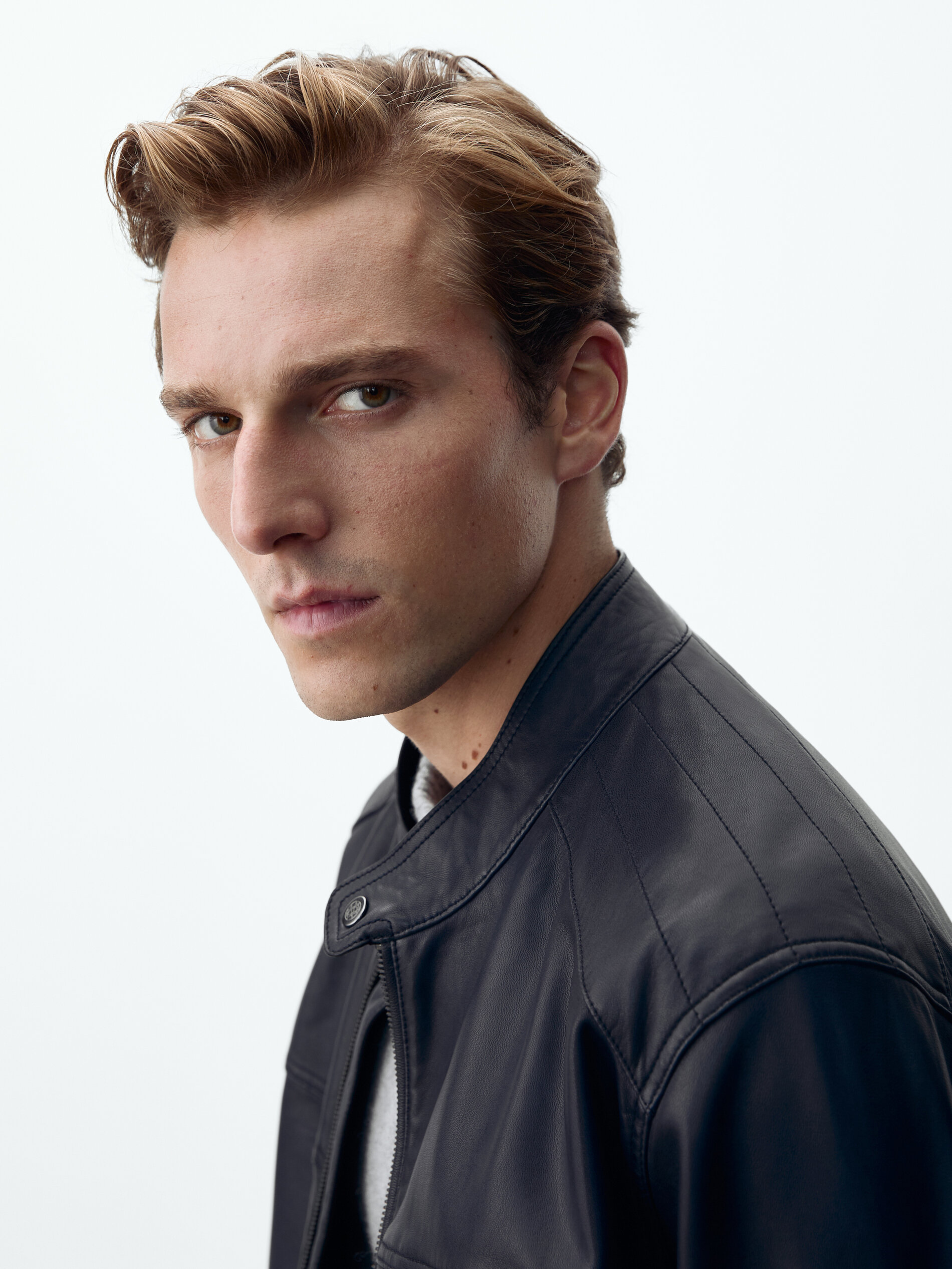 massimo dutti navy leather jacket