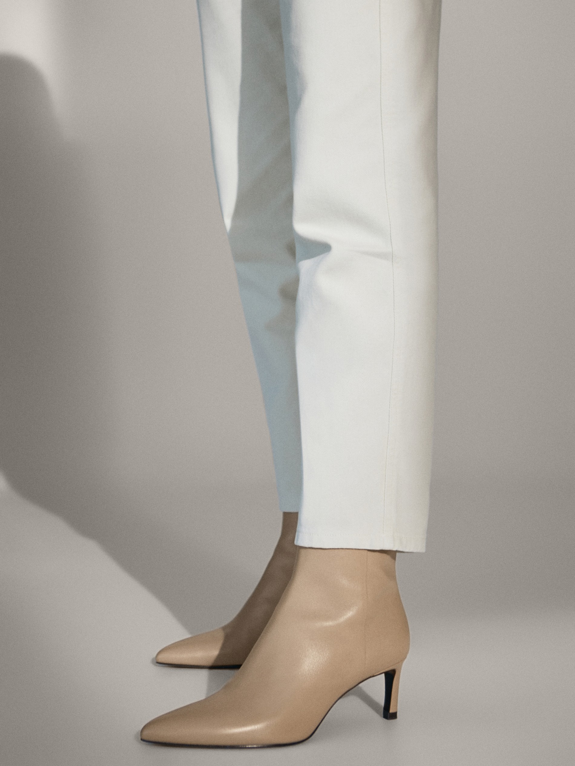 massimo dutti white boots