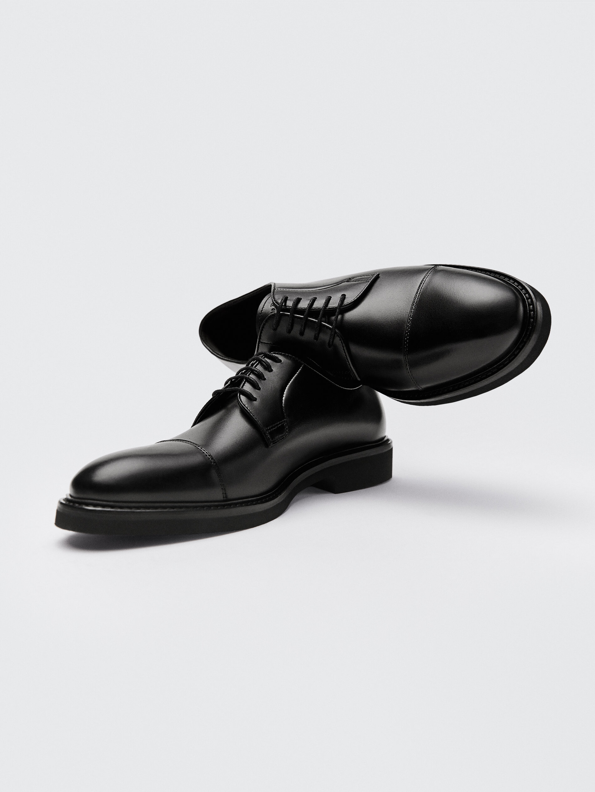 Sapato derby de pele polida preto de null Massimo Dutti Portugal