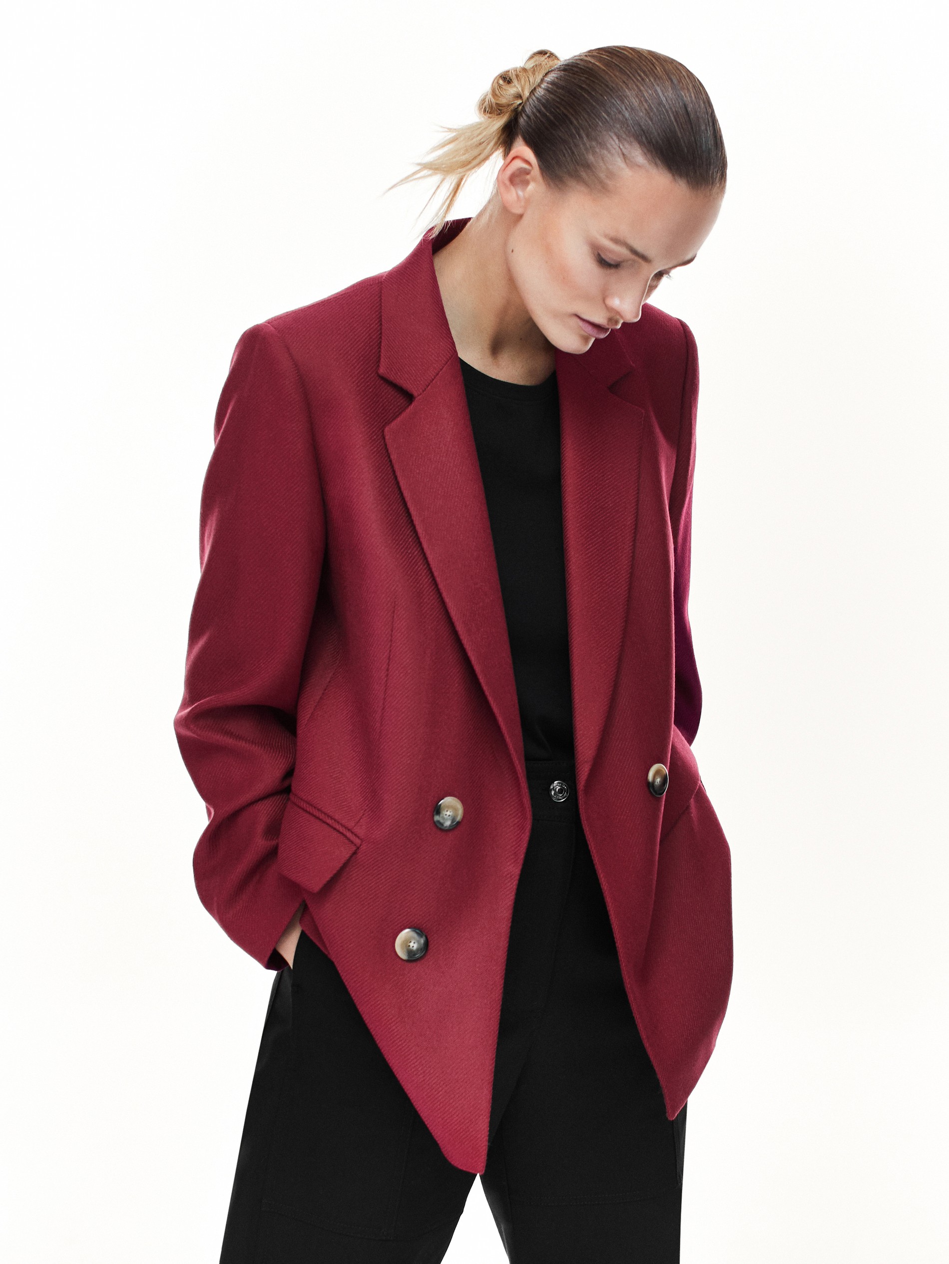【新品】赤　ジャケット　マッシモデュッティ　レッド　テーラード風 Massimo Dutti Red Blazer 2025 | www.sfk.lv