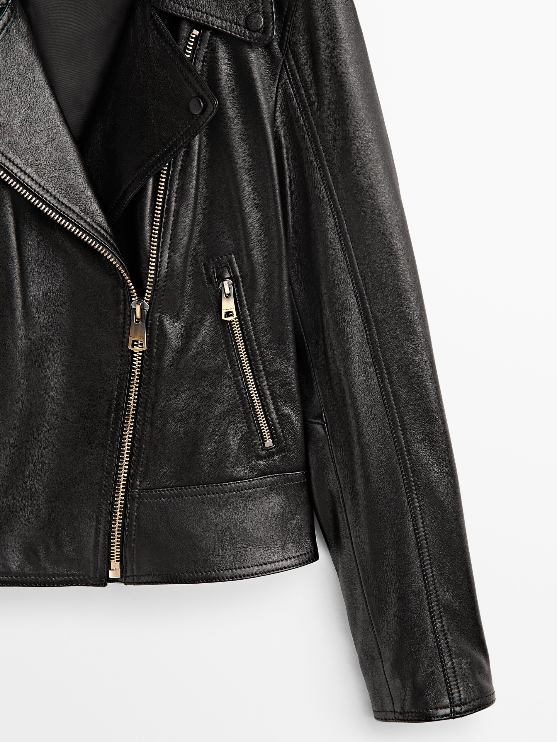 Massimo Dutti Woman - Fall Winter 2022 