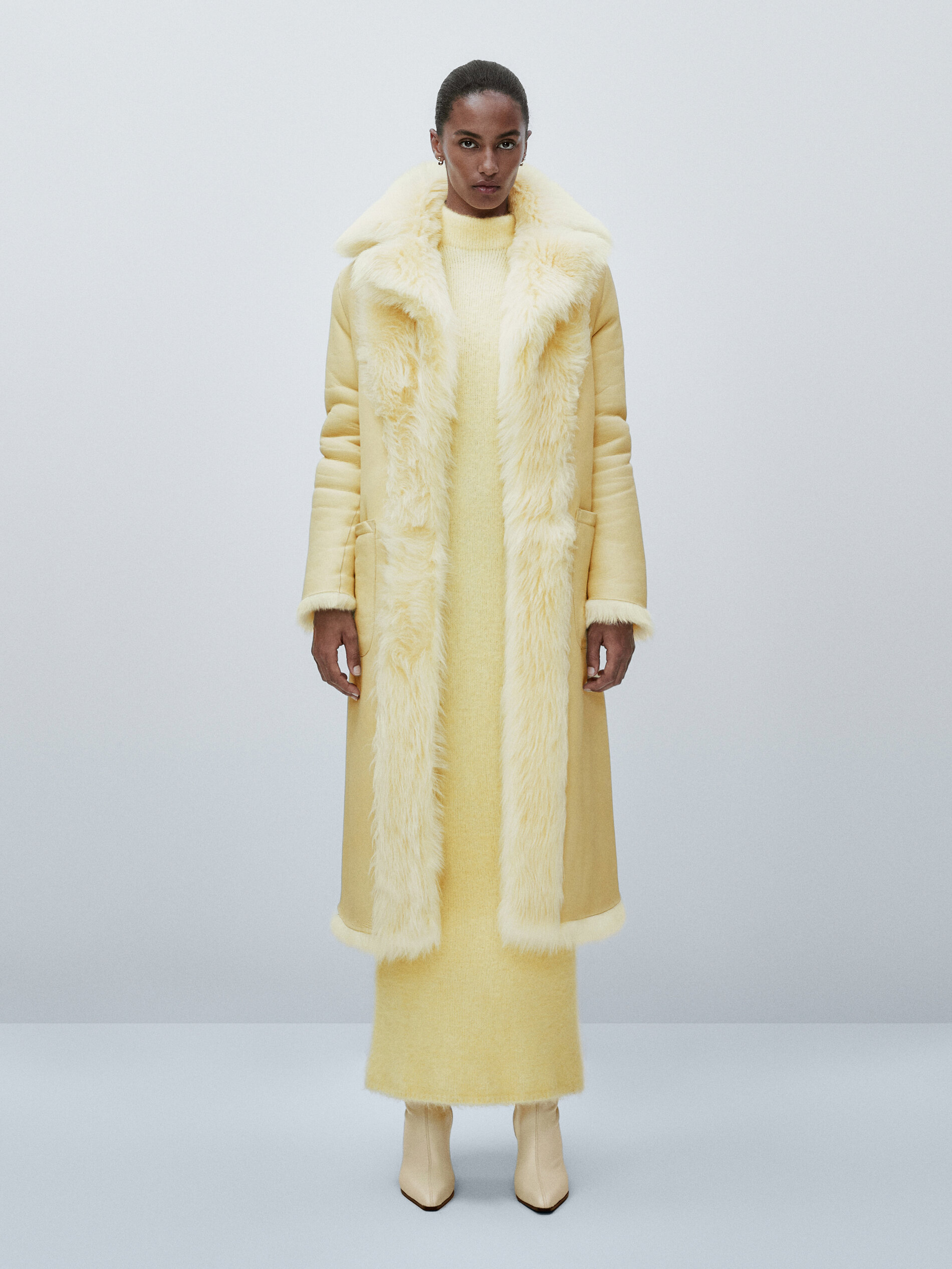 massimo dutti white coat