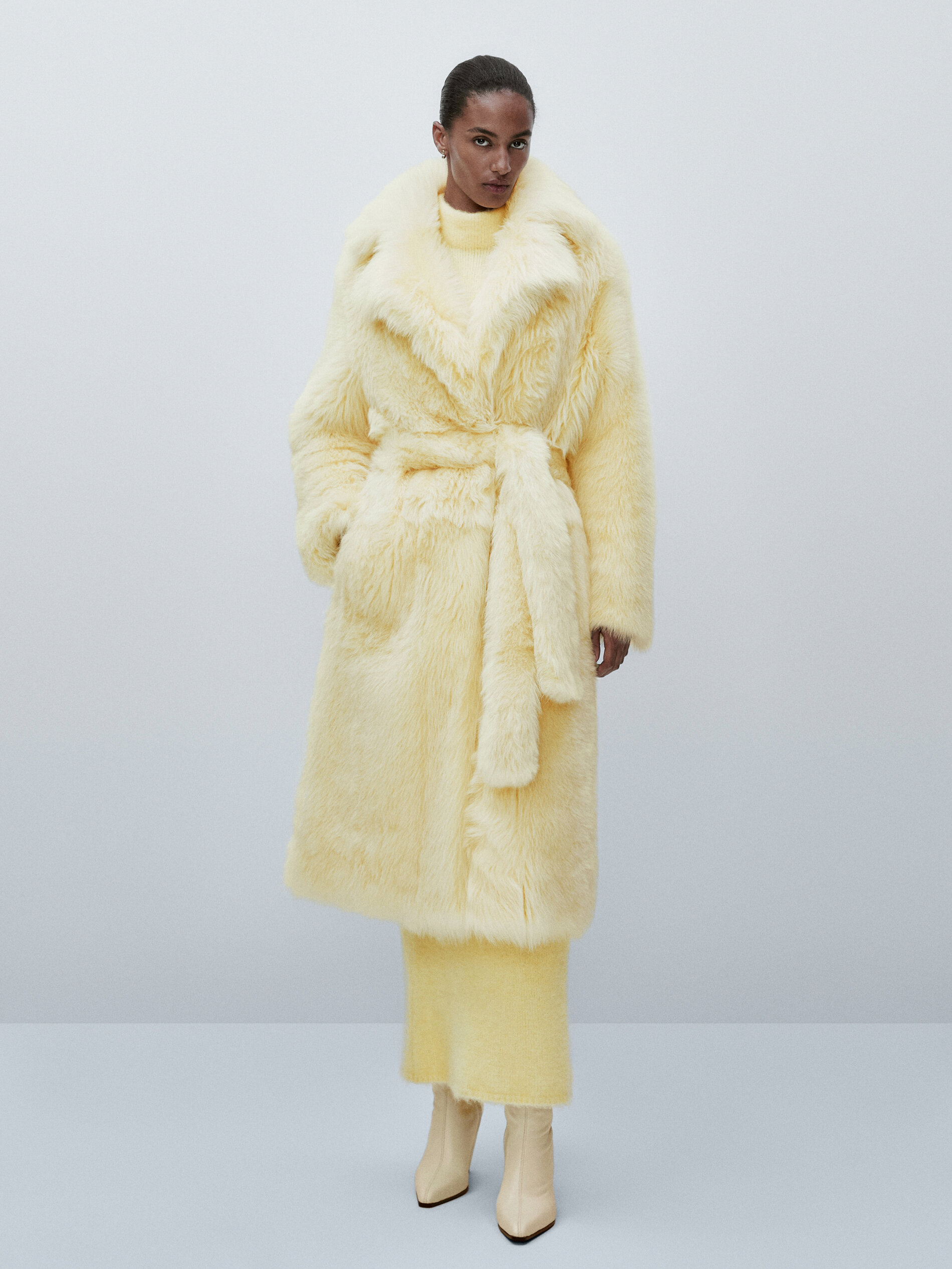 Massimo Dutti Woman - Fall Winter 2022 