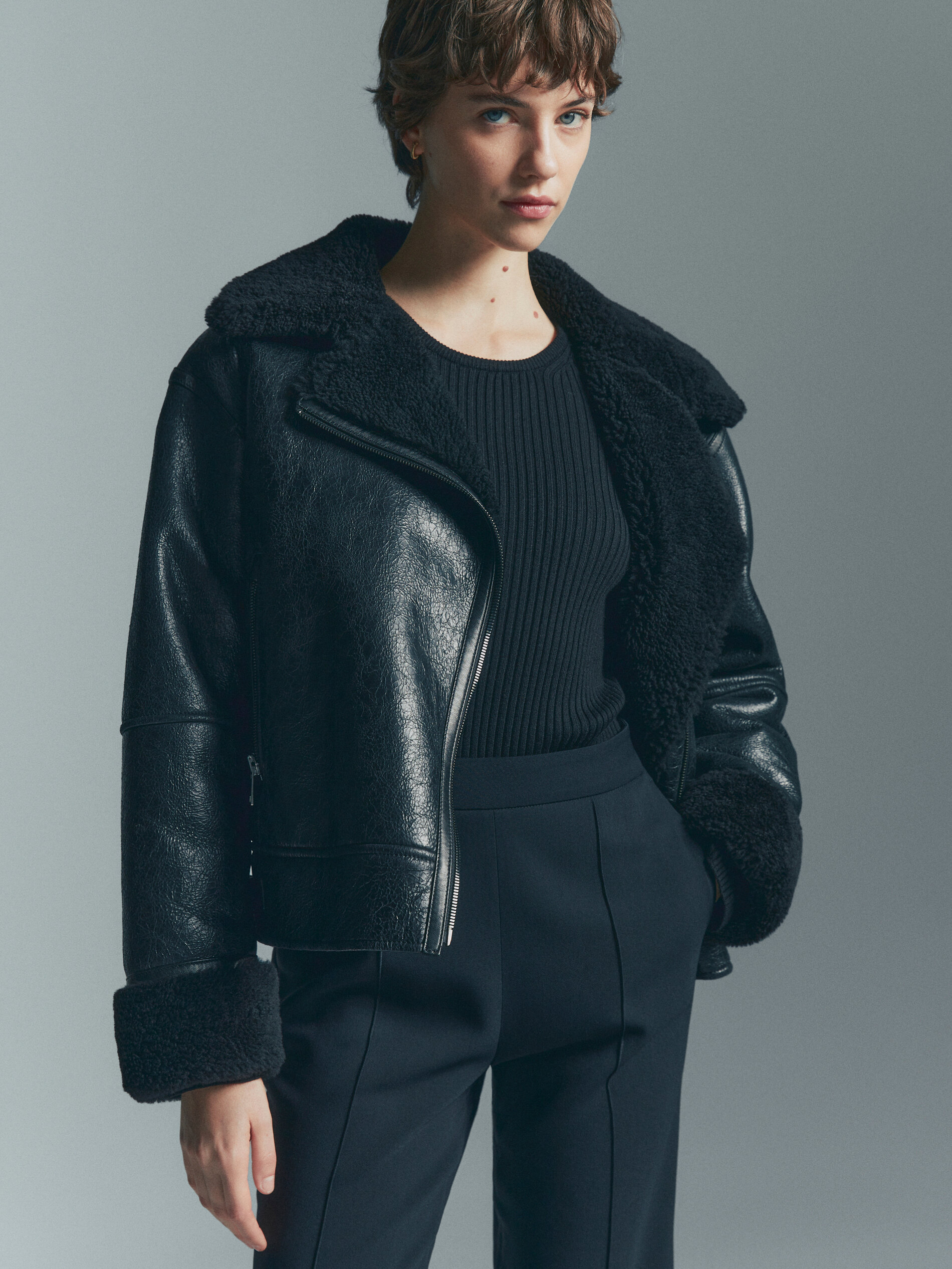 Chaqueta piel Massimo Dutti España