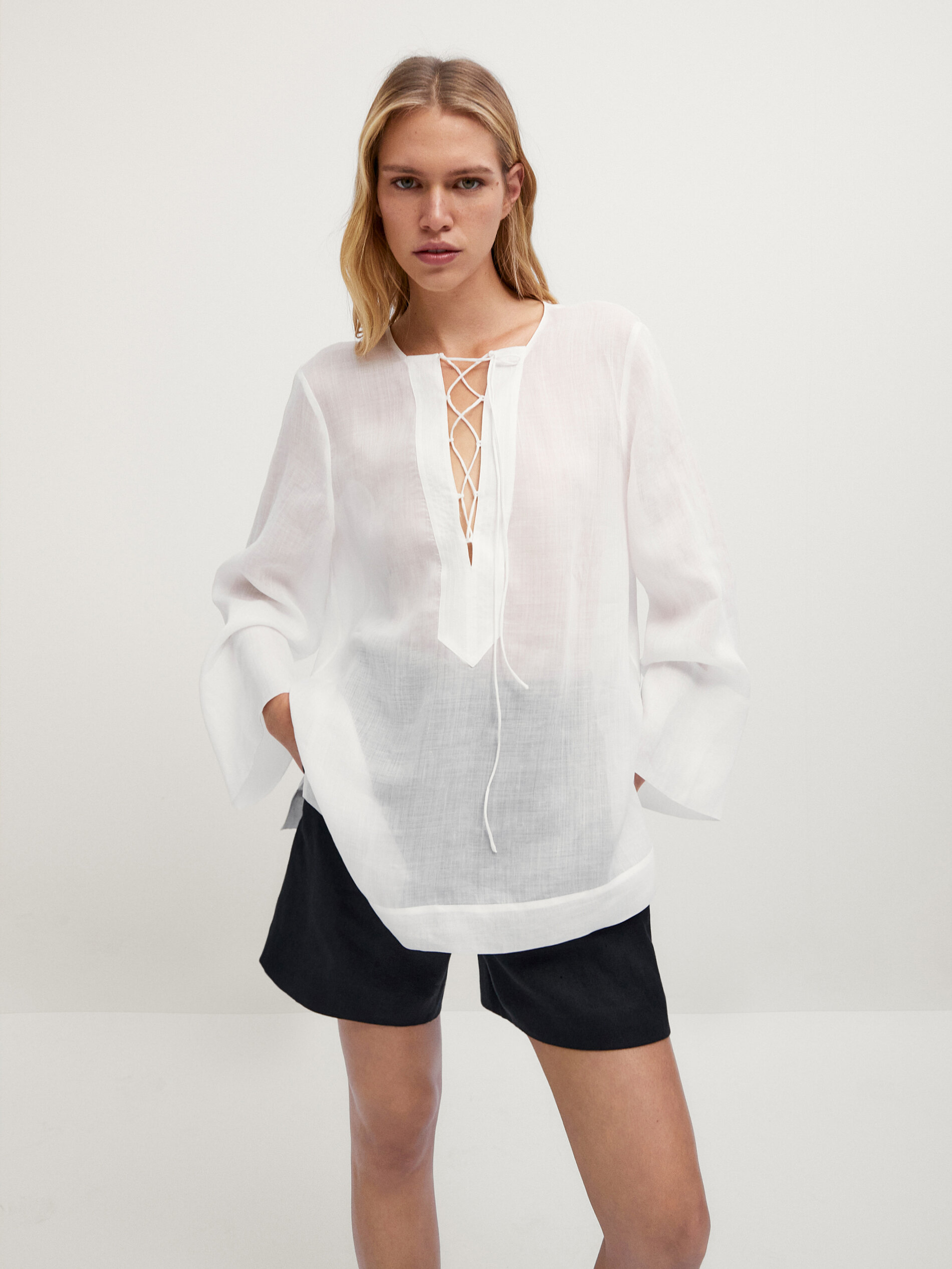 Camisas básicas de color blanco para mujer - Massimo Dutti España