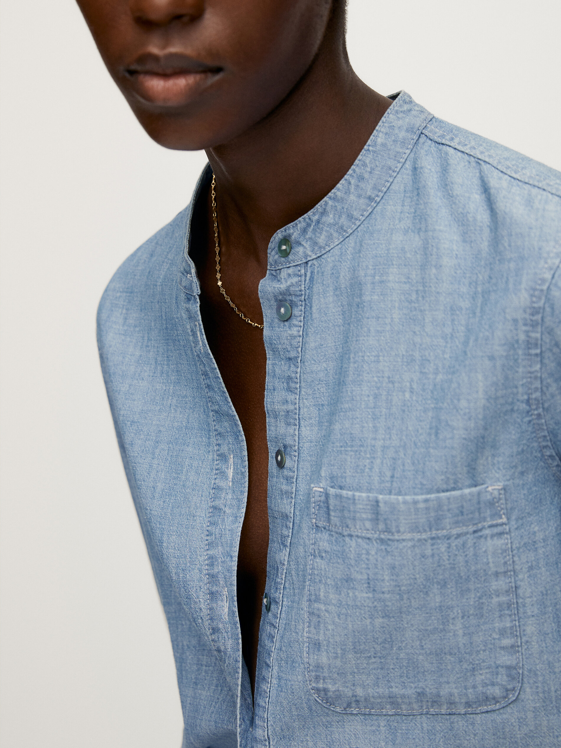 Denim shirt with stand-up collar 