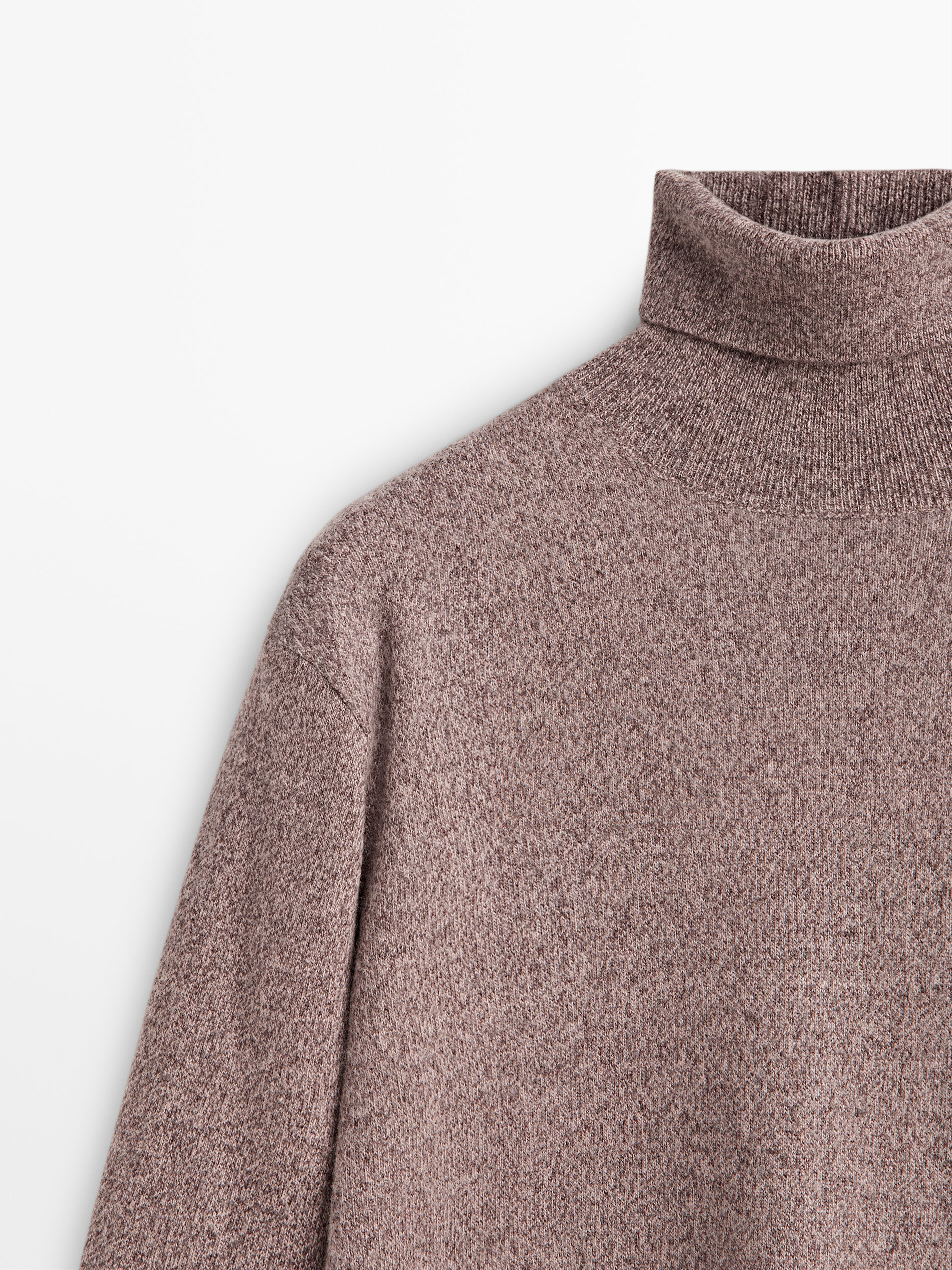 Wool and cashmere blend high neck 