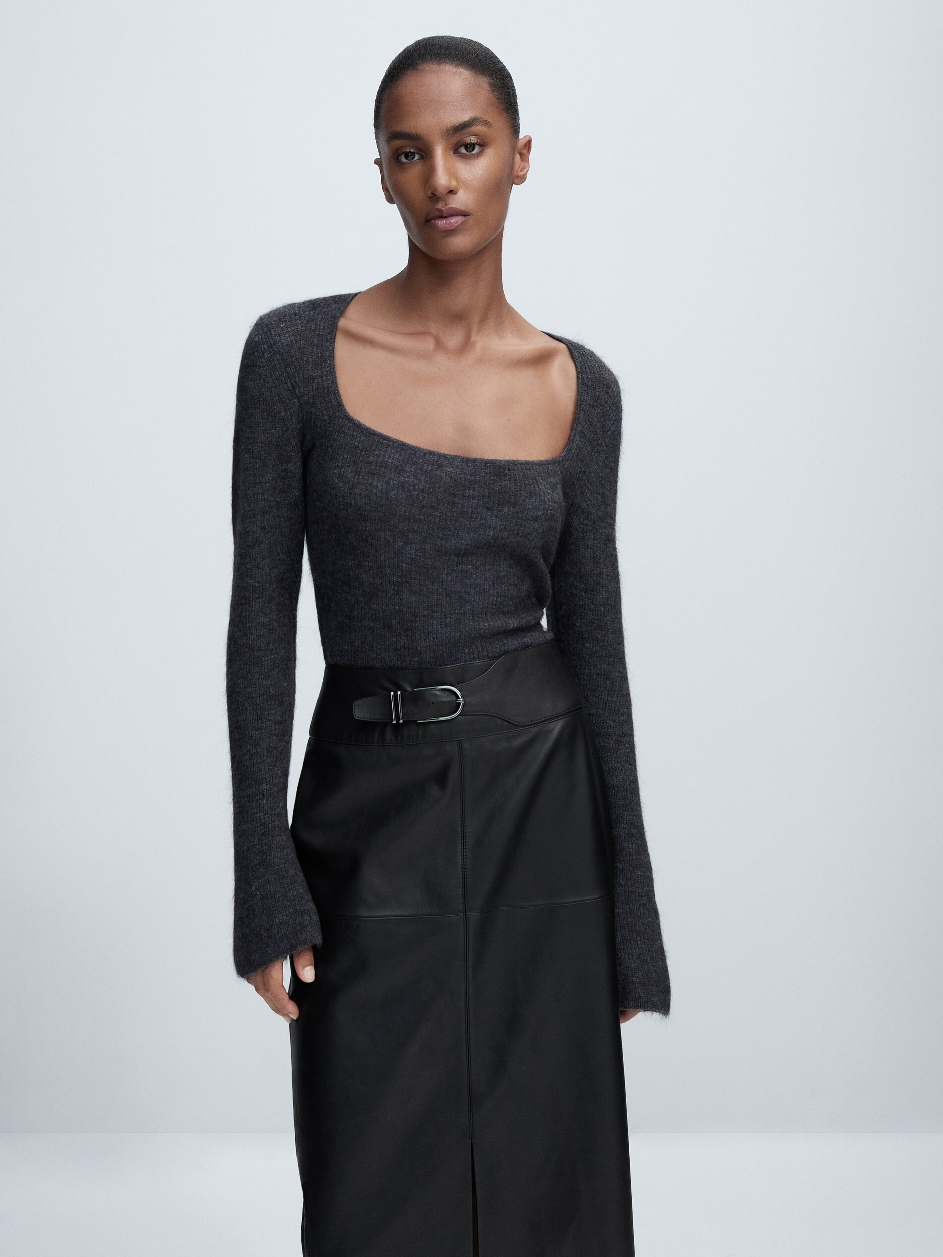 Sweater with square-cut neckline 