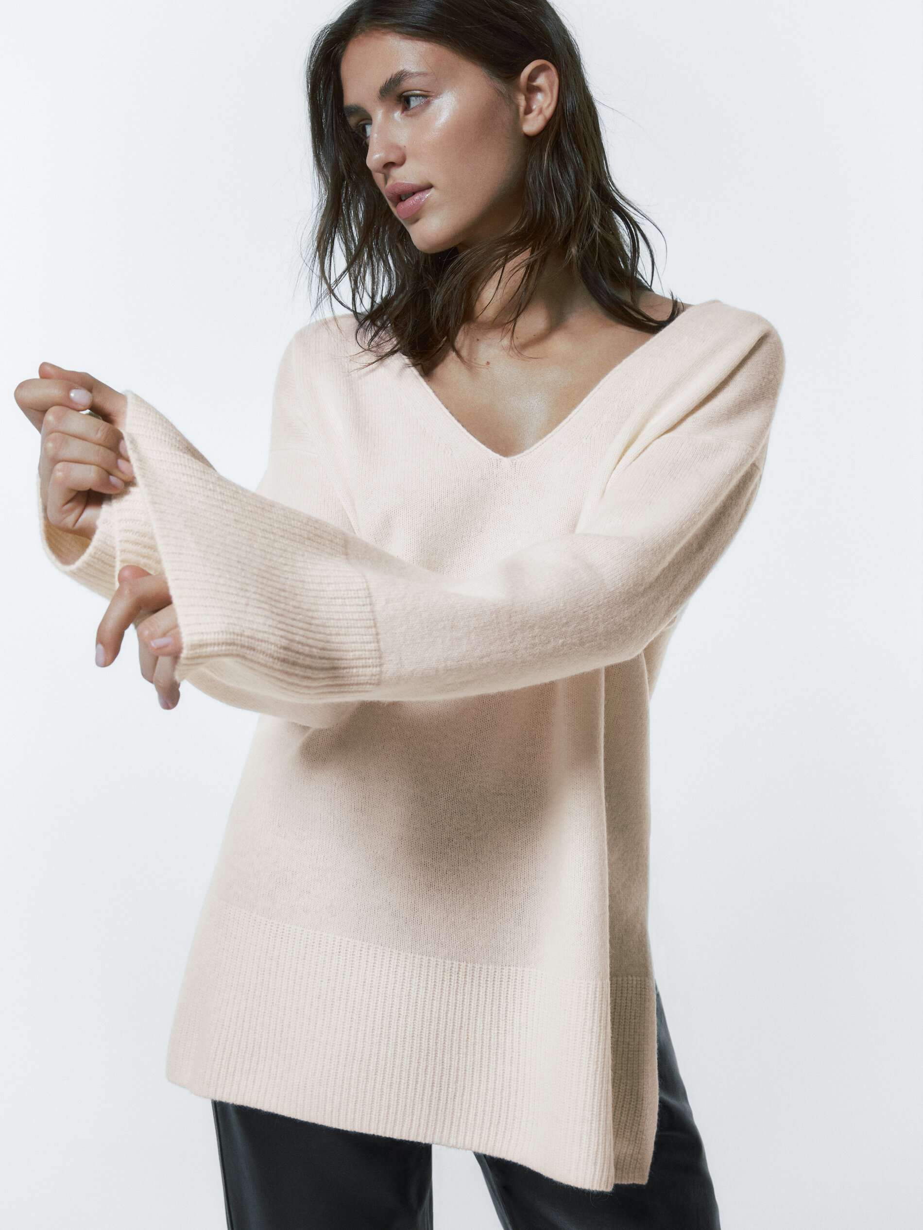 Massimo Dutti - Women - Cashmere and Wool Blend V-Neck Sweater - Cream - M