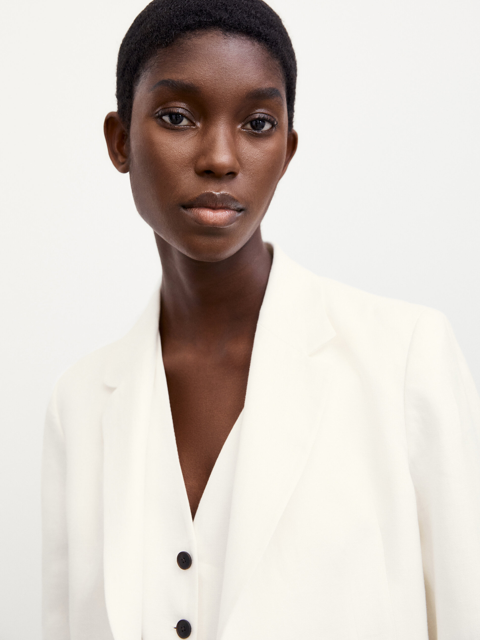 Linen one-button blazer - Massimo Dutti 