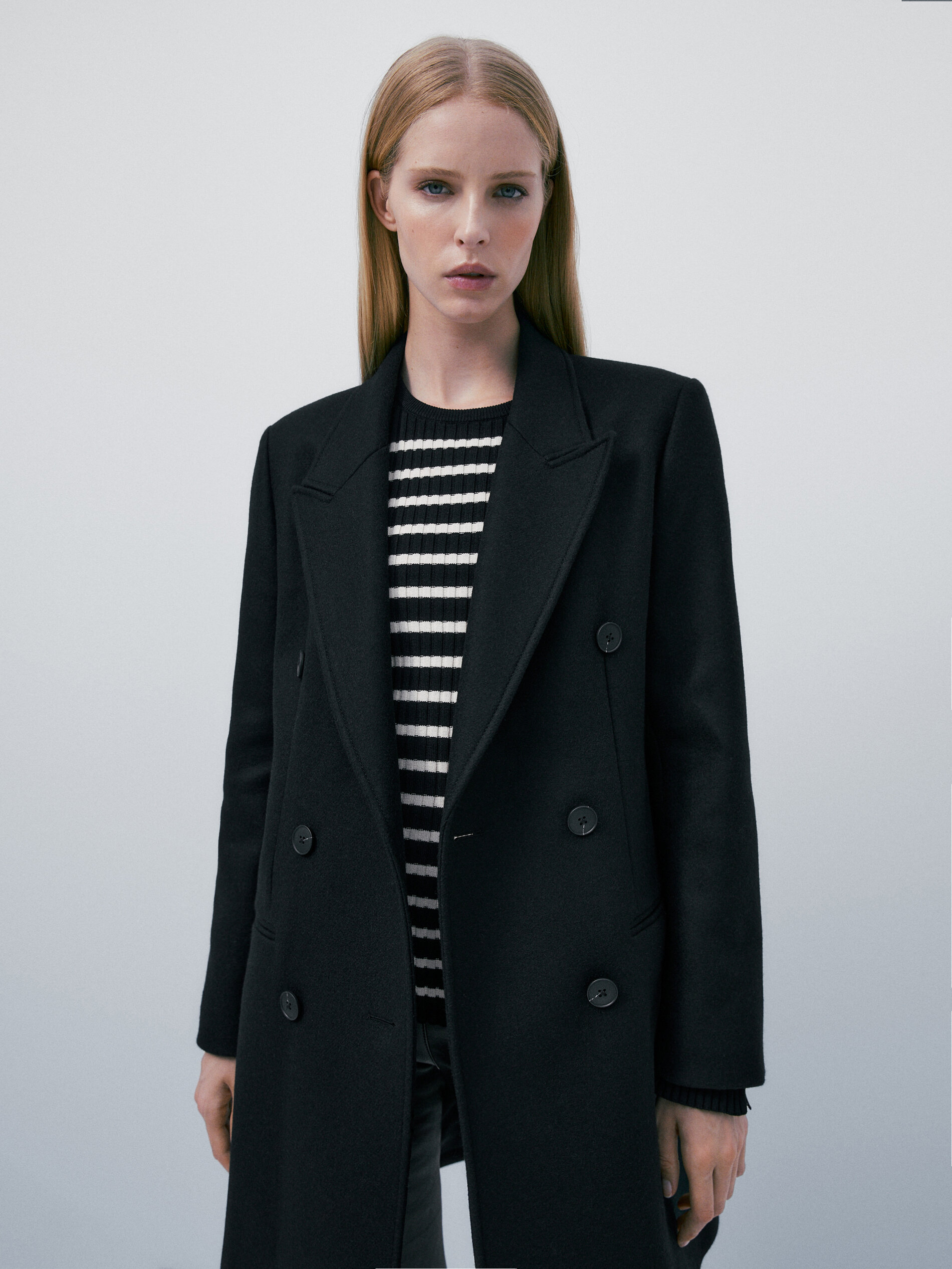 Short black double-breasted coat 
