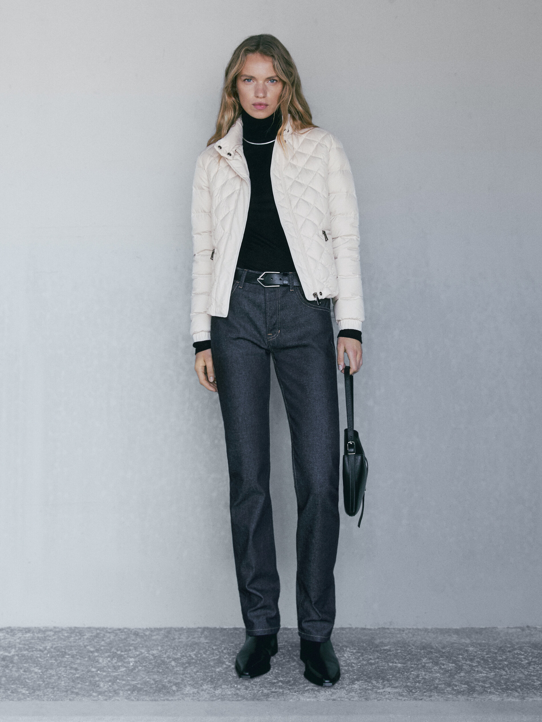 Puffer jacket with down and feather 