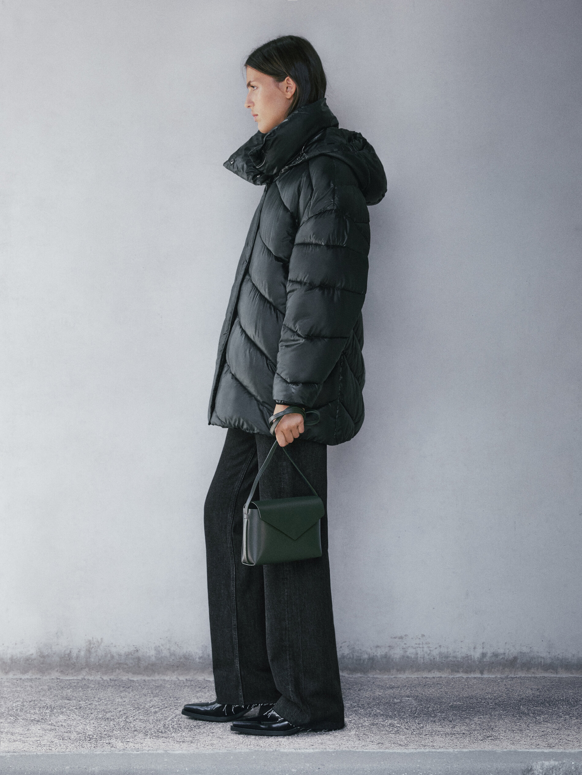 Puffer jacket with topstitching 