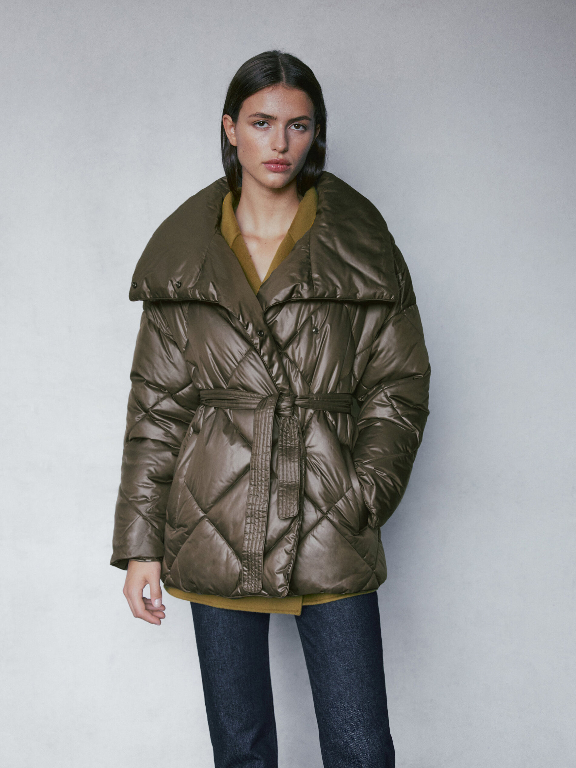 DOUBLE-BREASTED PUFFER JACKET