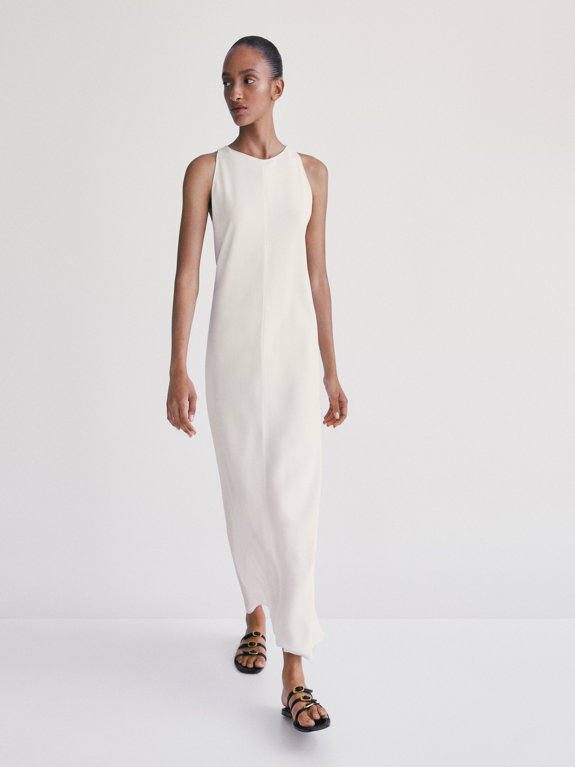 Halter neck crepe dress - Massimo Dutti 
