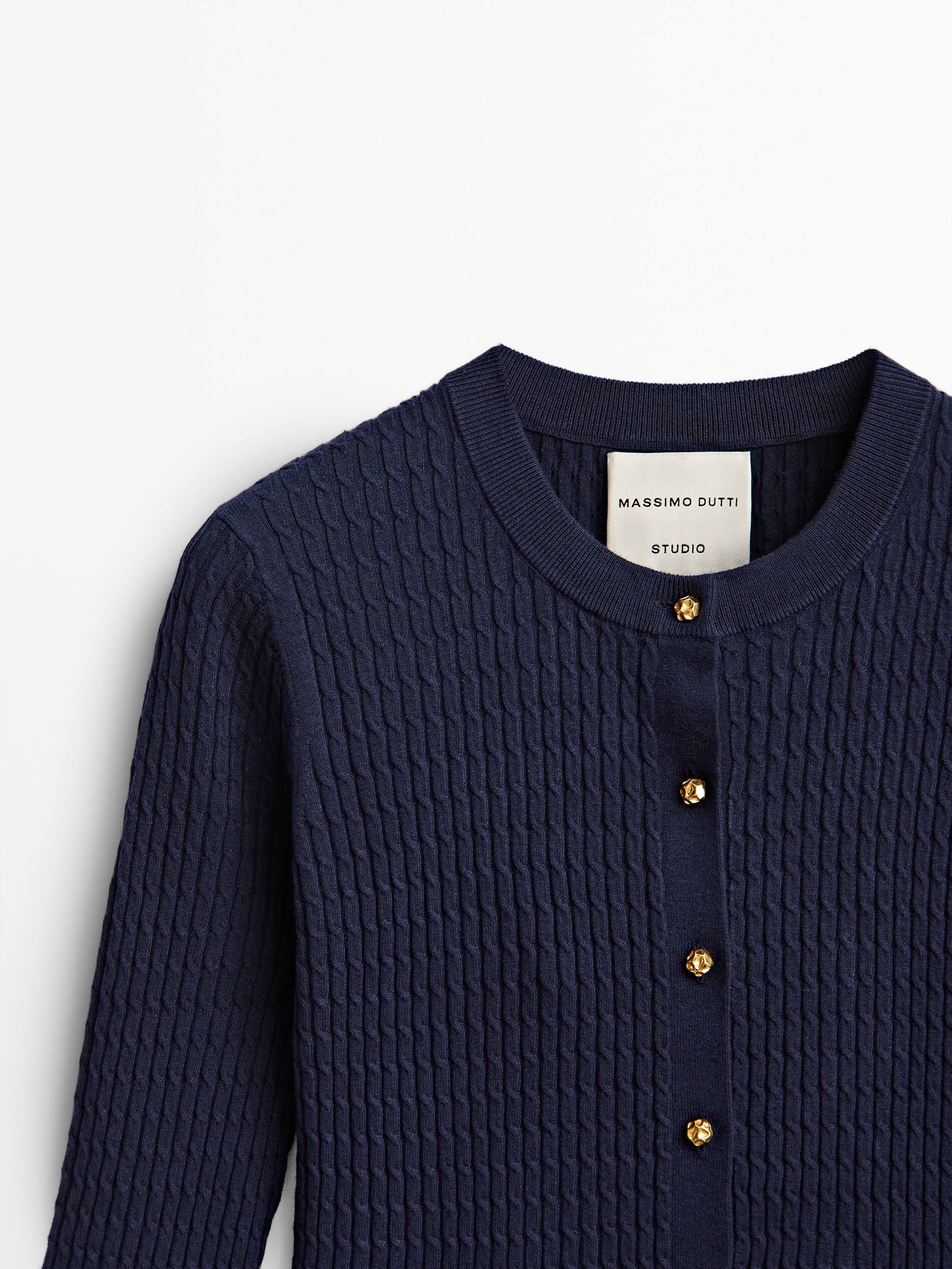 Cable-knit cardigan with gold buttons 