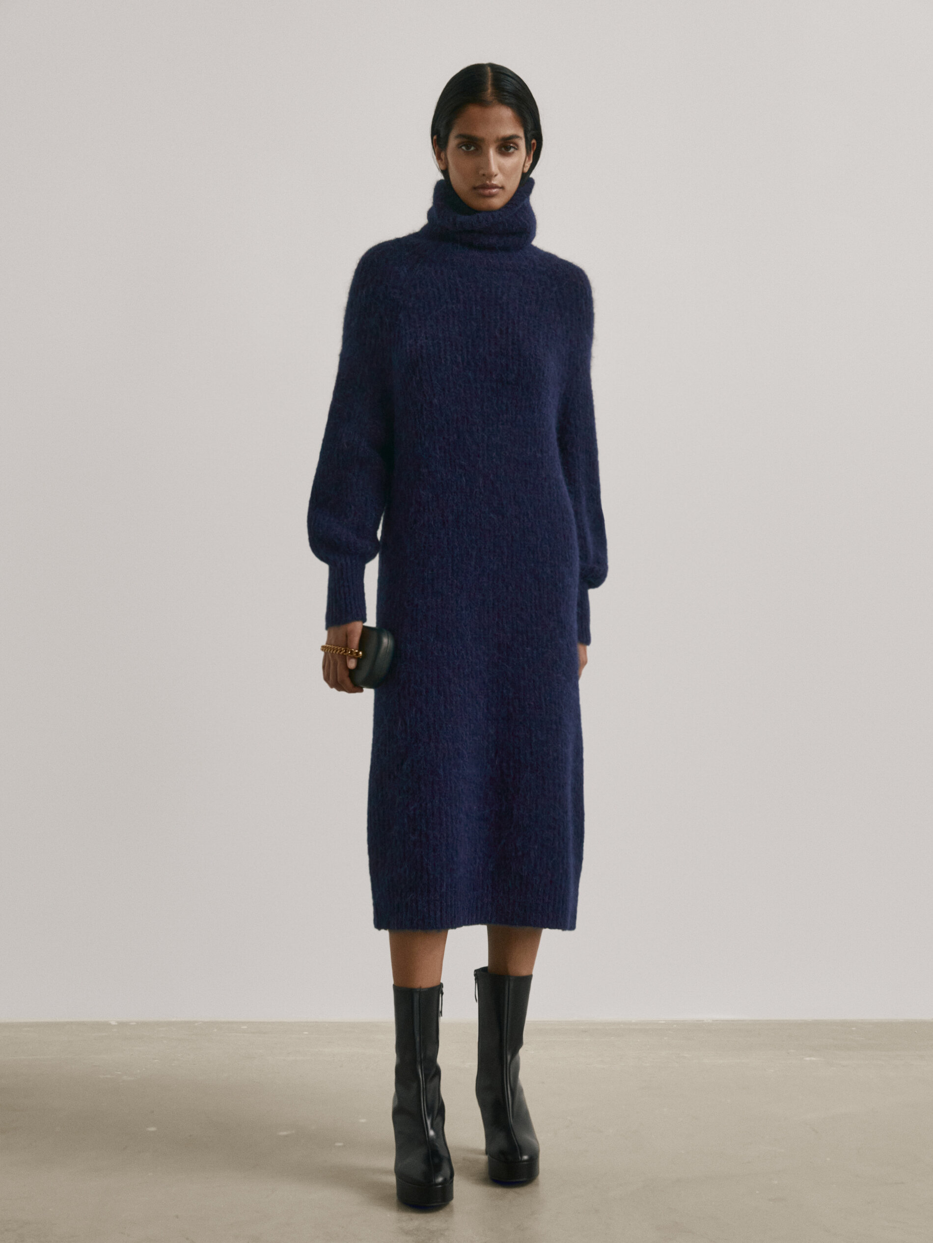 Long high neck sweater - Studio 