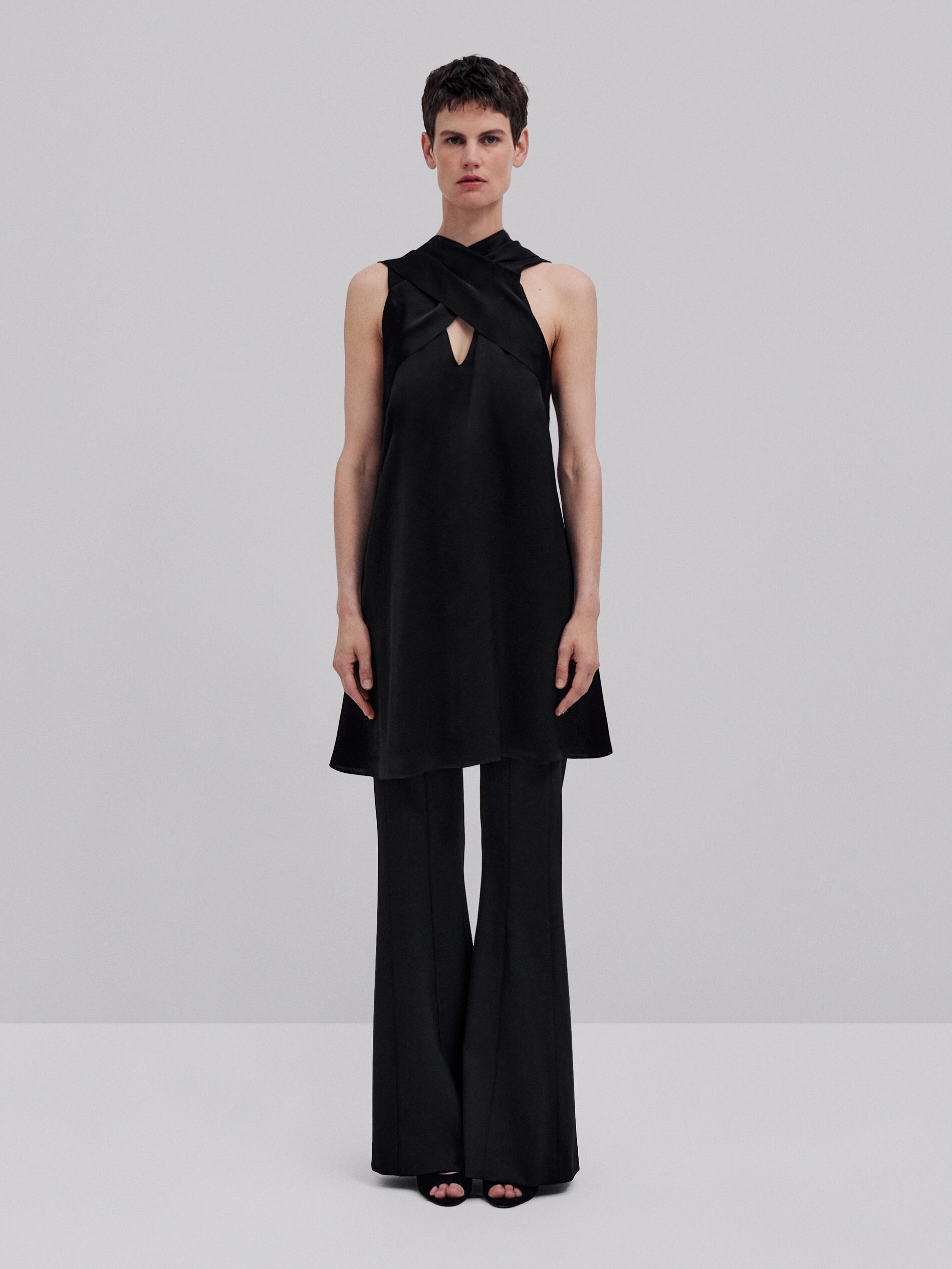Short satin dress -Studio - Massimo 