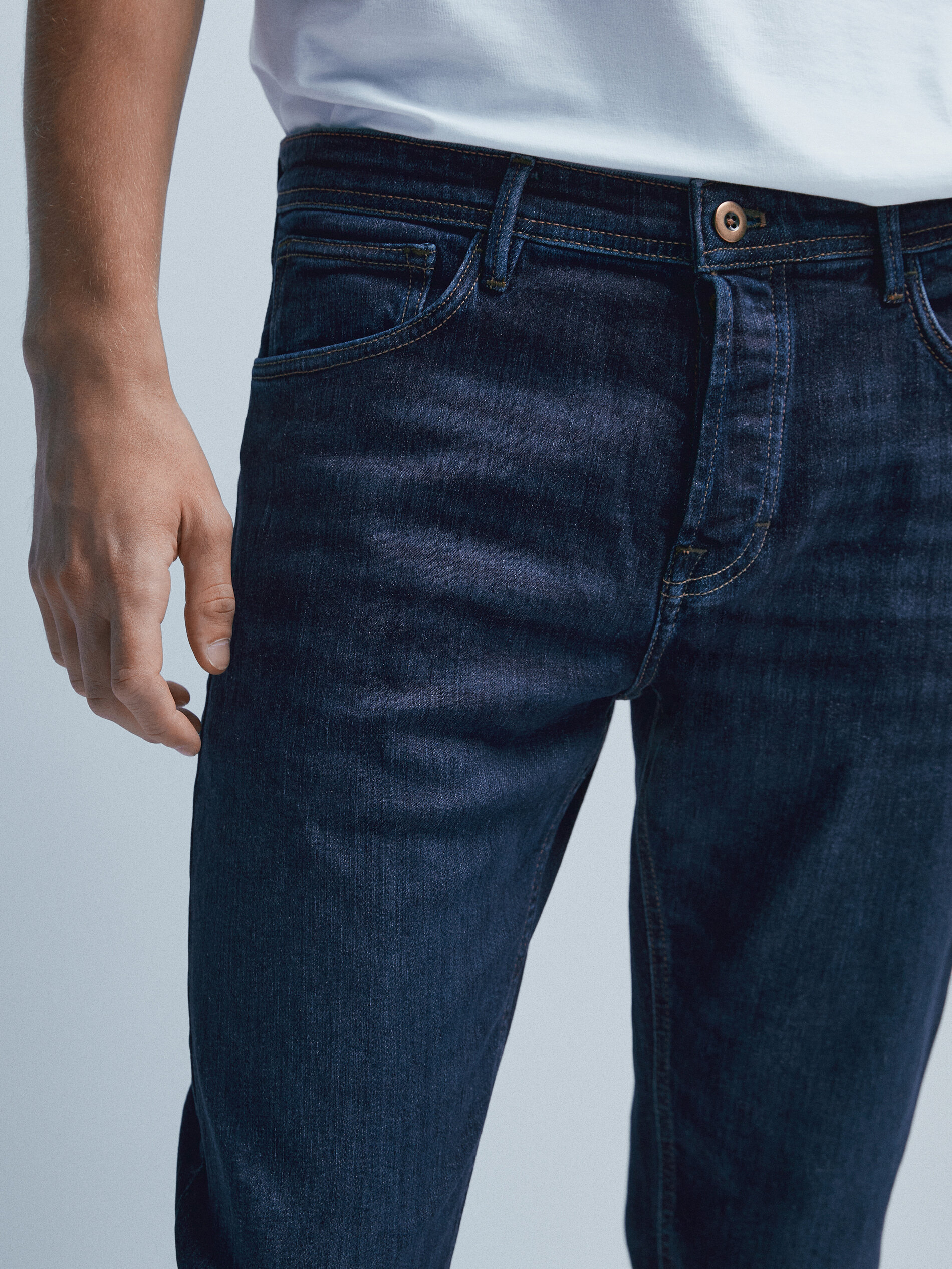 Pantalón "Jeans Jeans" Slim Massimo Dutti España