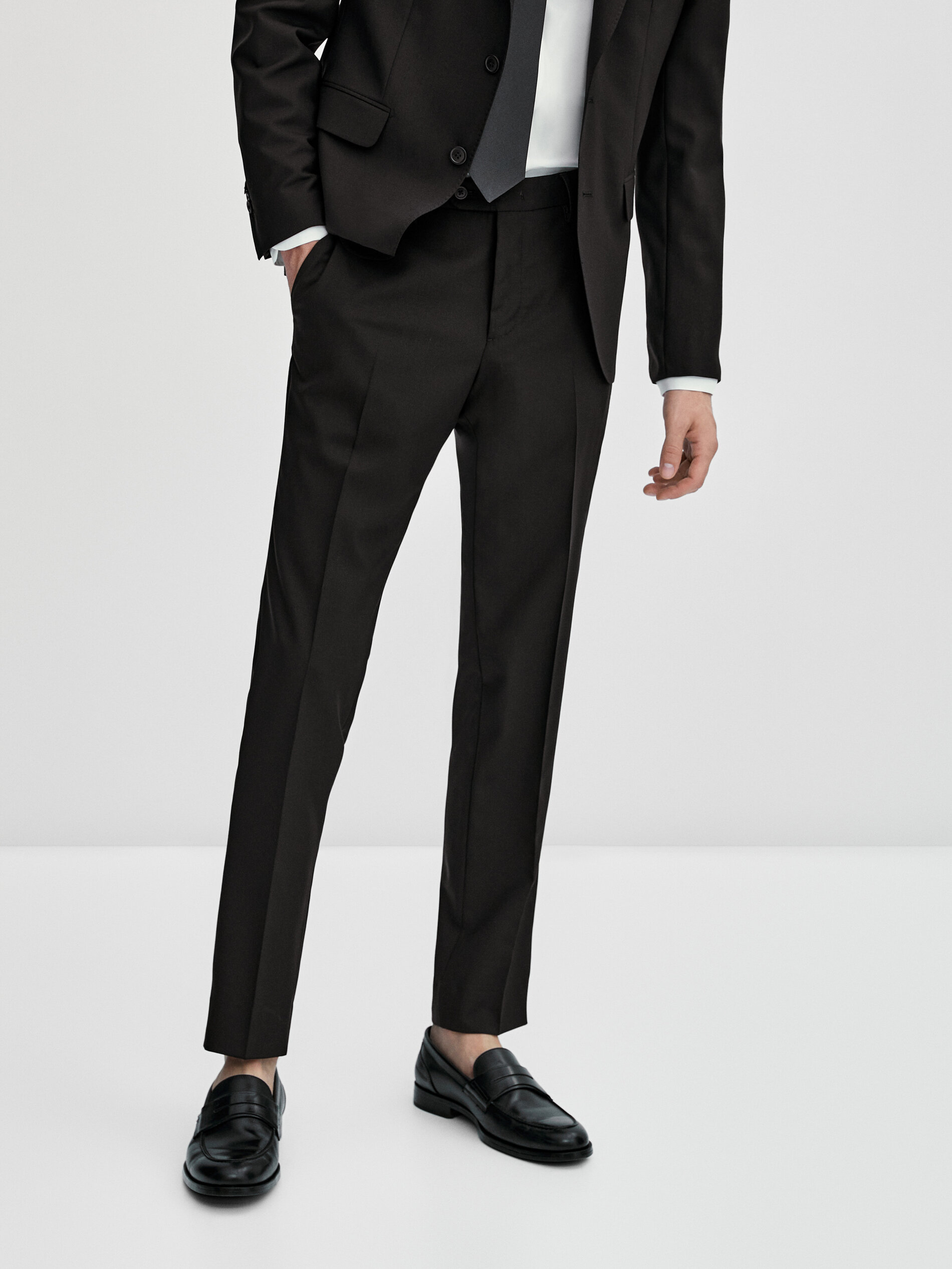 Slim fit suit trousers in 100% wool 