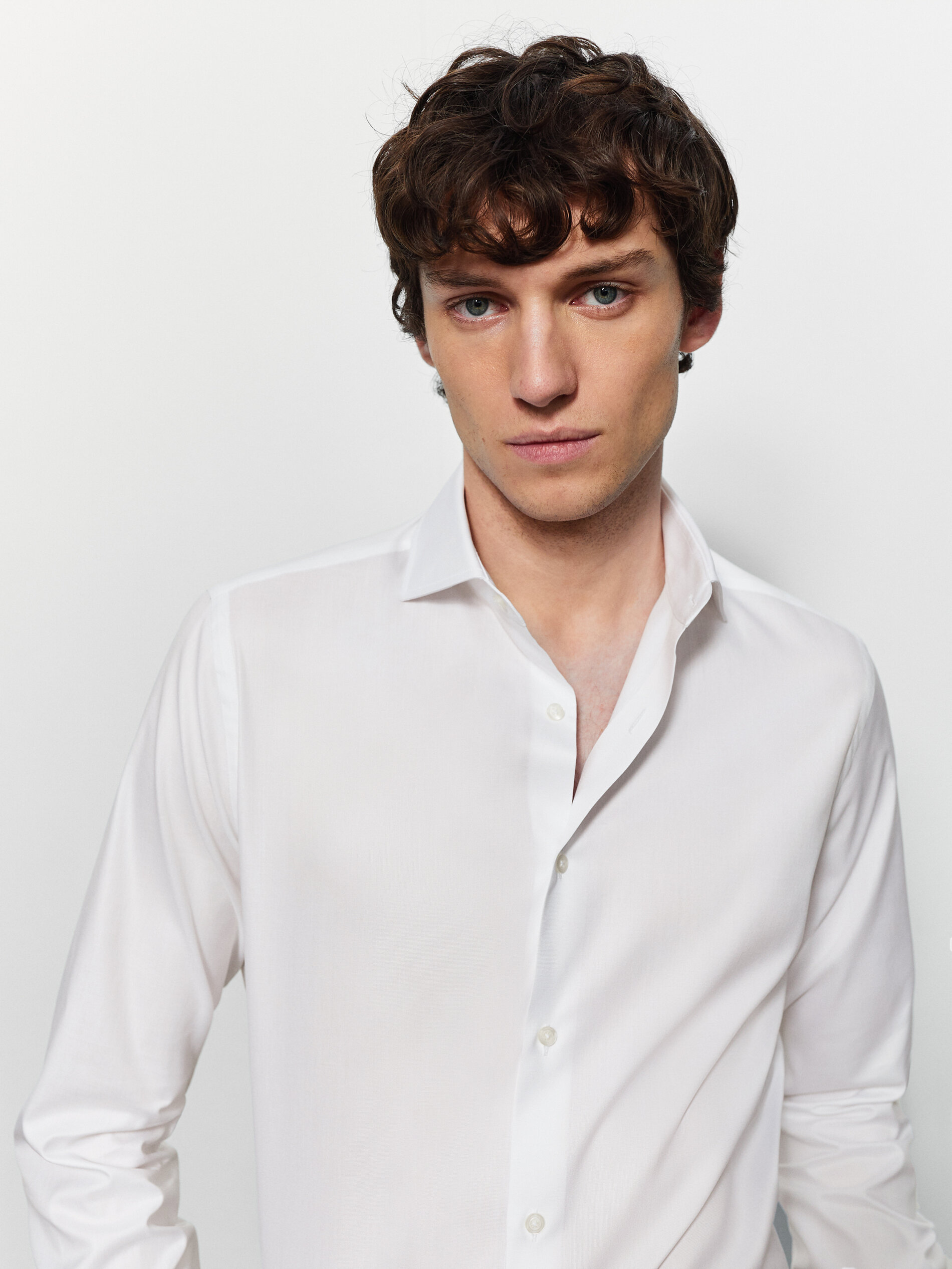 Camisa regular doble puño - Massimo España