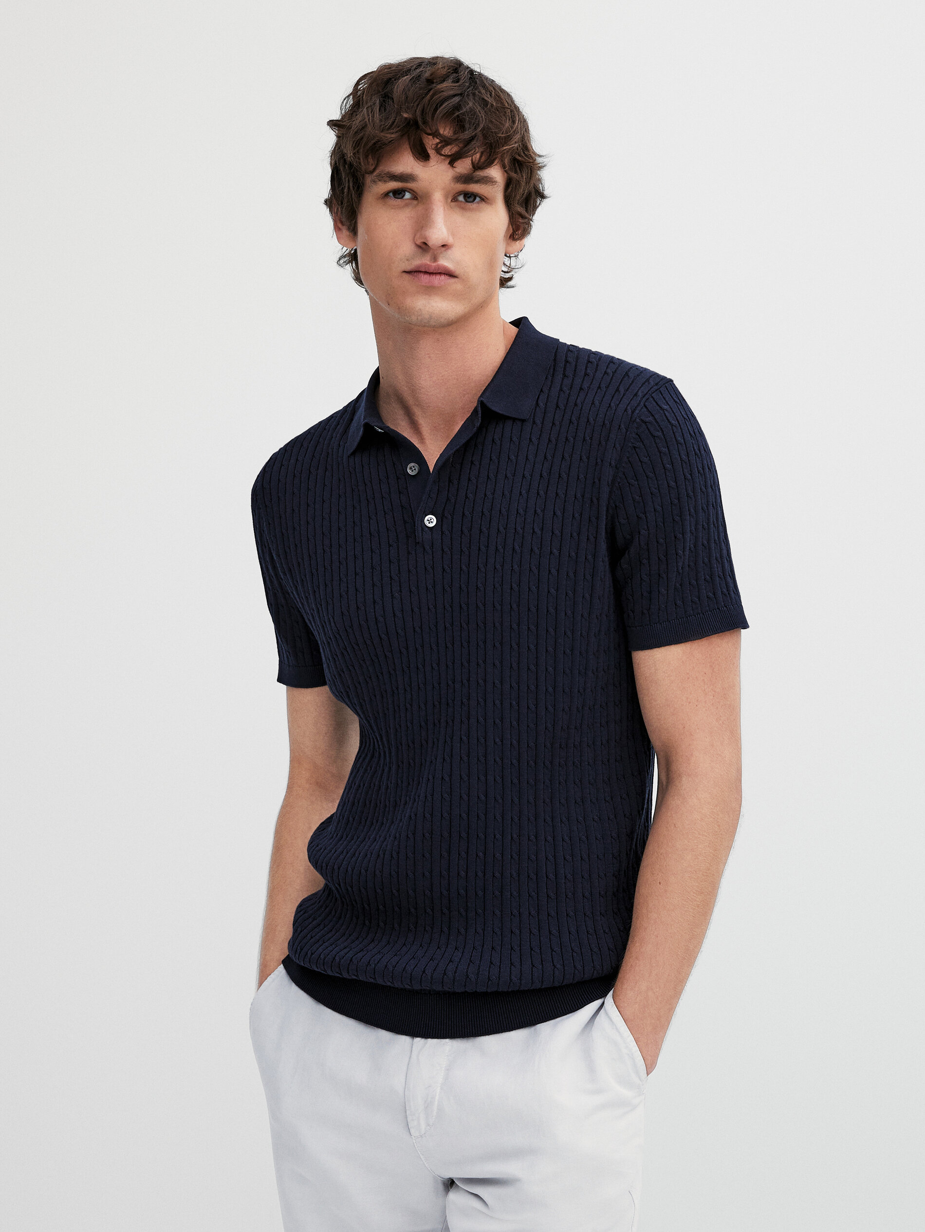 Short sleeve cable-knit polo sweater 