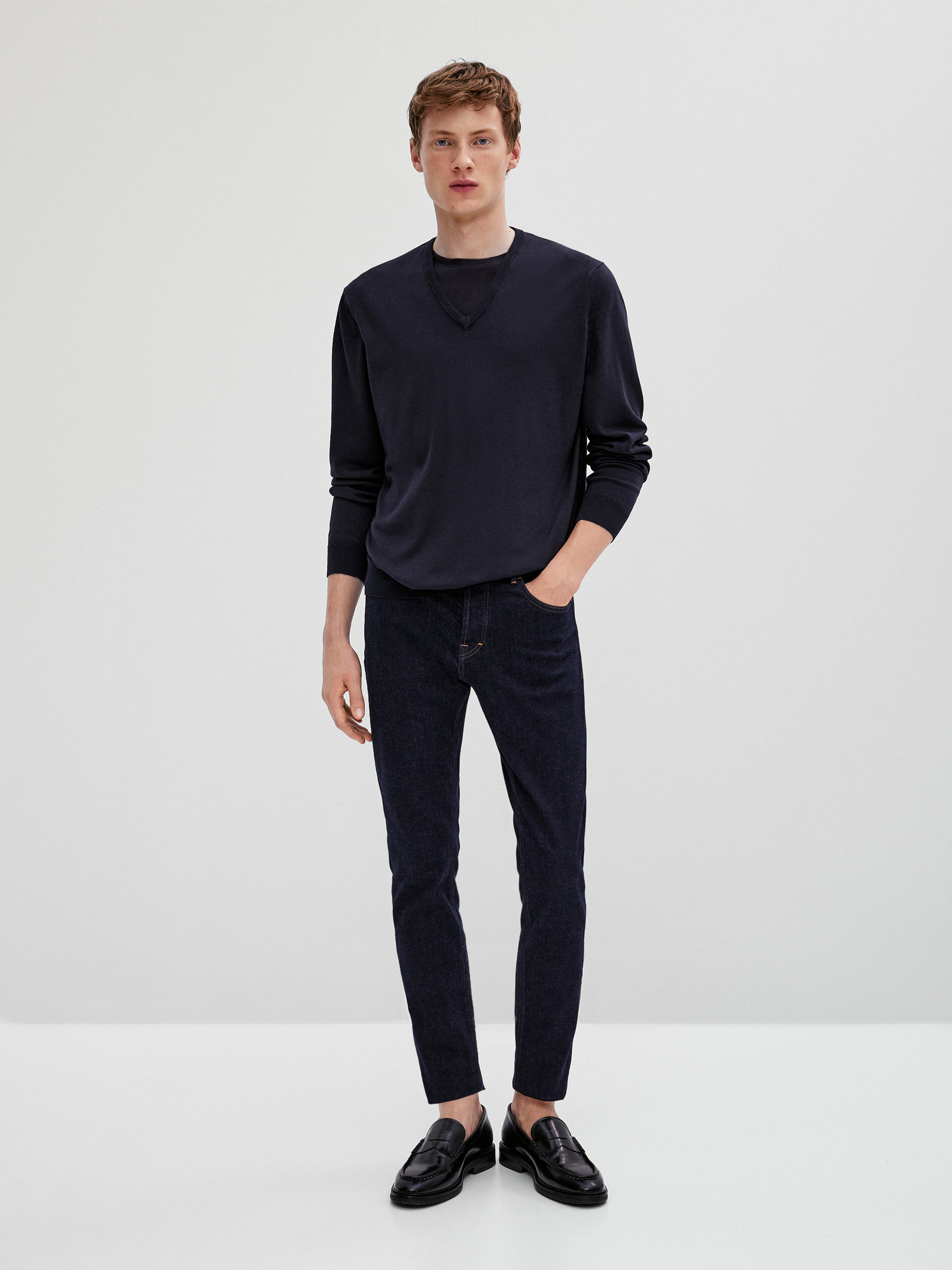 V-neck sweater in cotton, silk and 