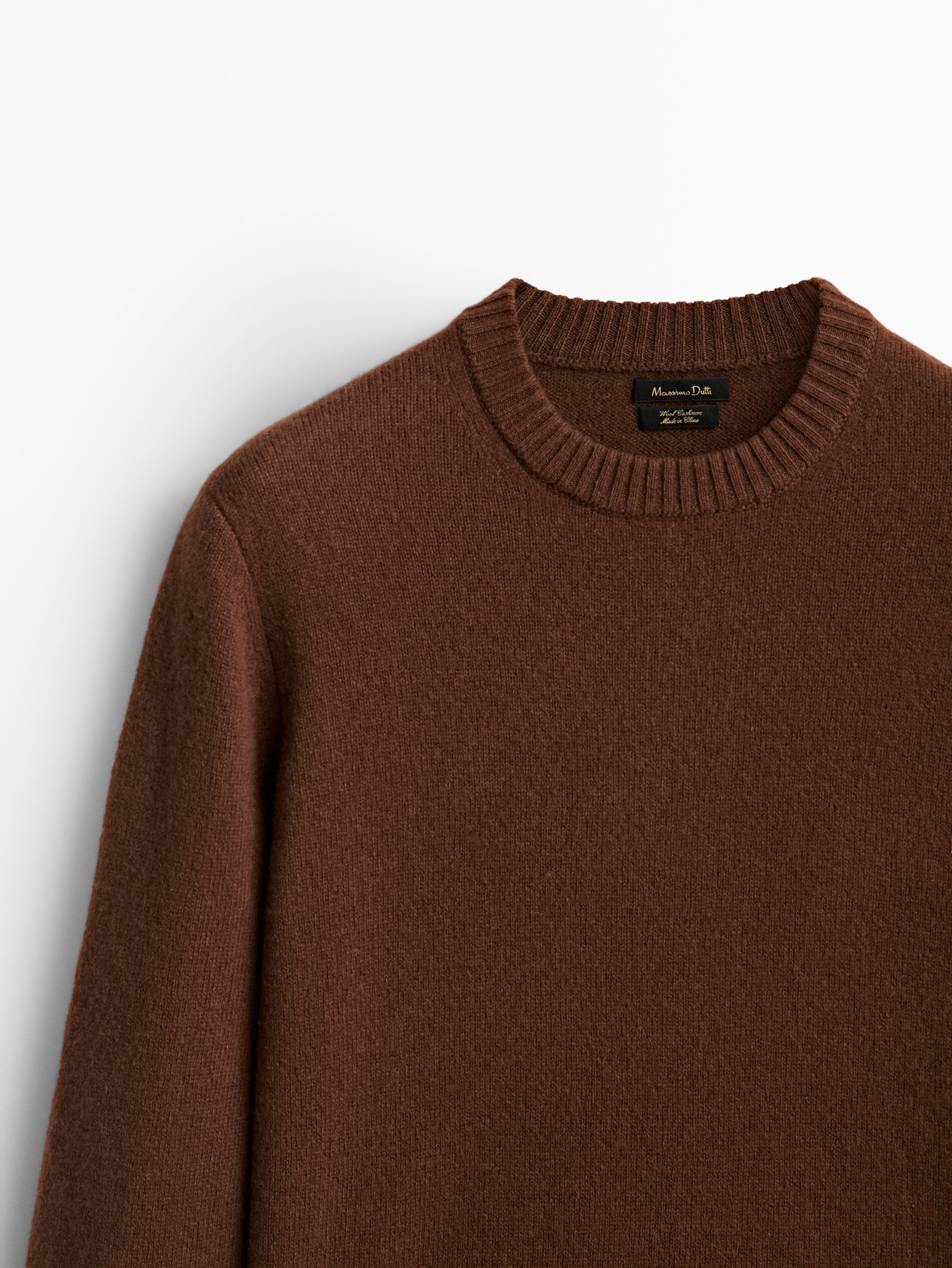 Wool and cashmere blend round neck 