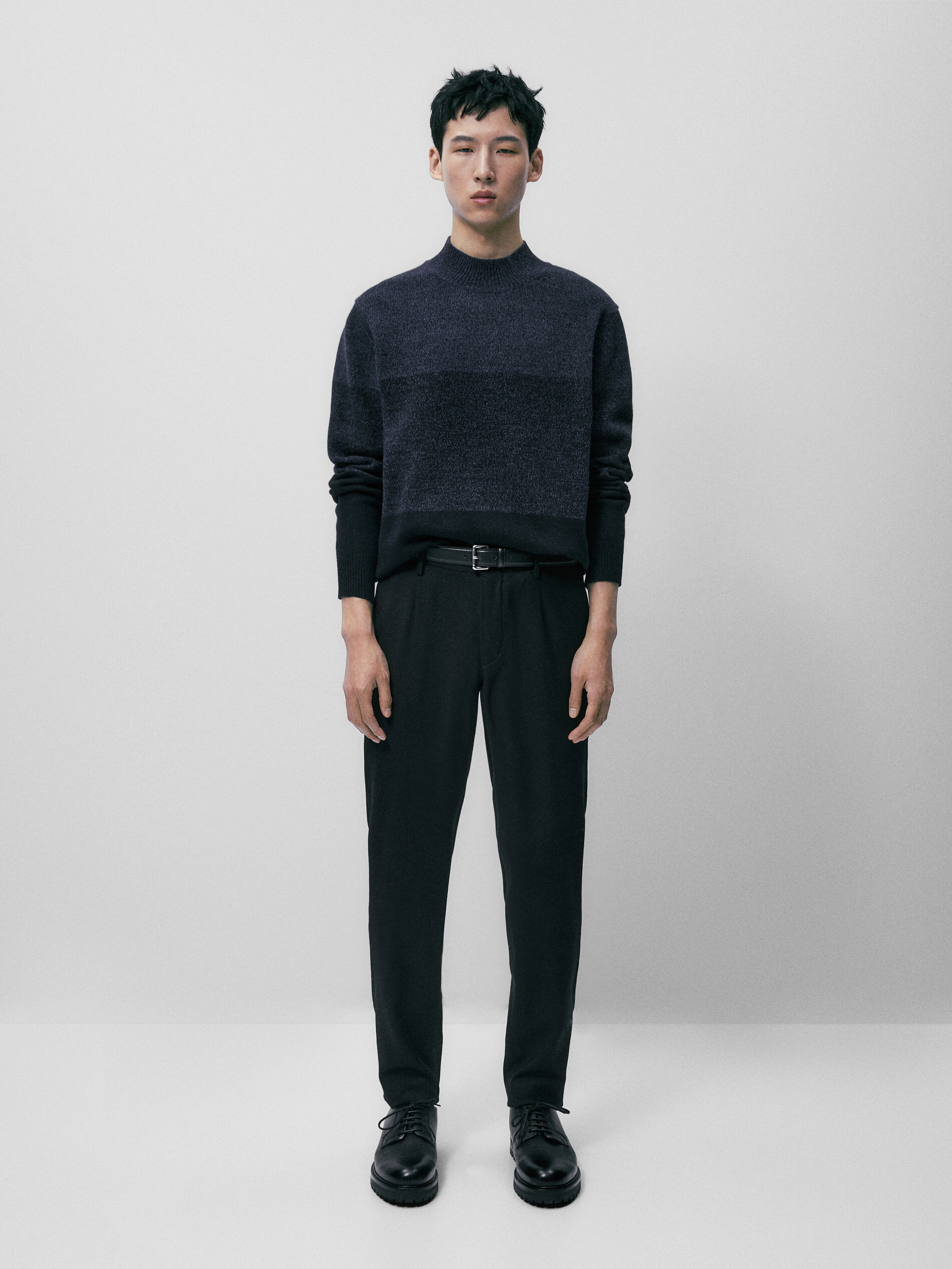 Colour block mock turtleneck sweater 