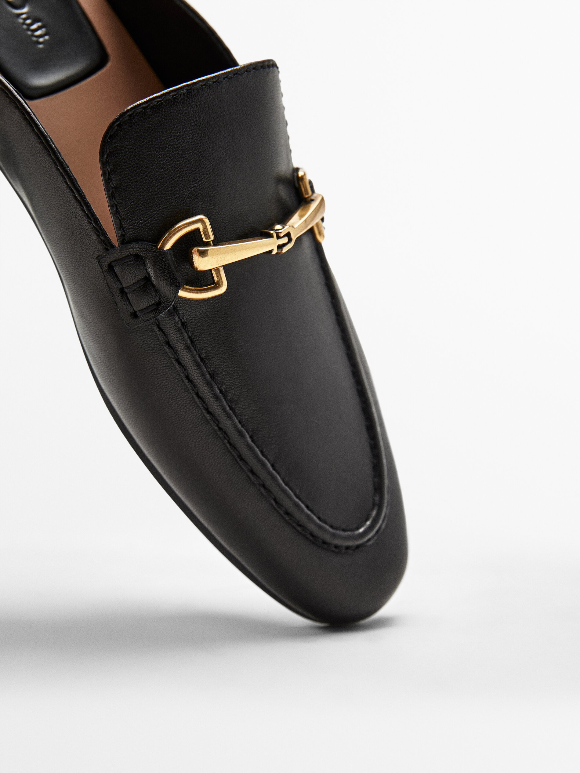 LEATHER MULE LOAFERS WITH BUCKLE 