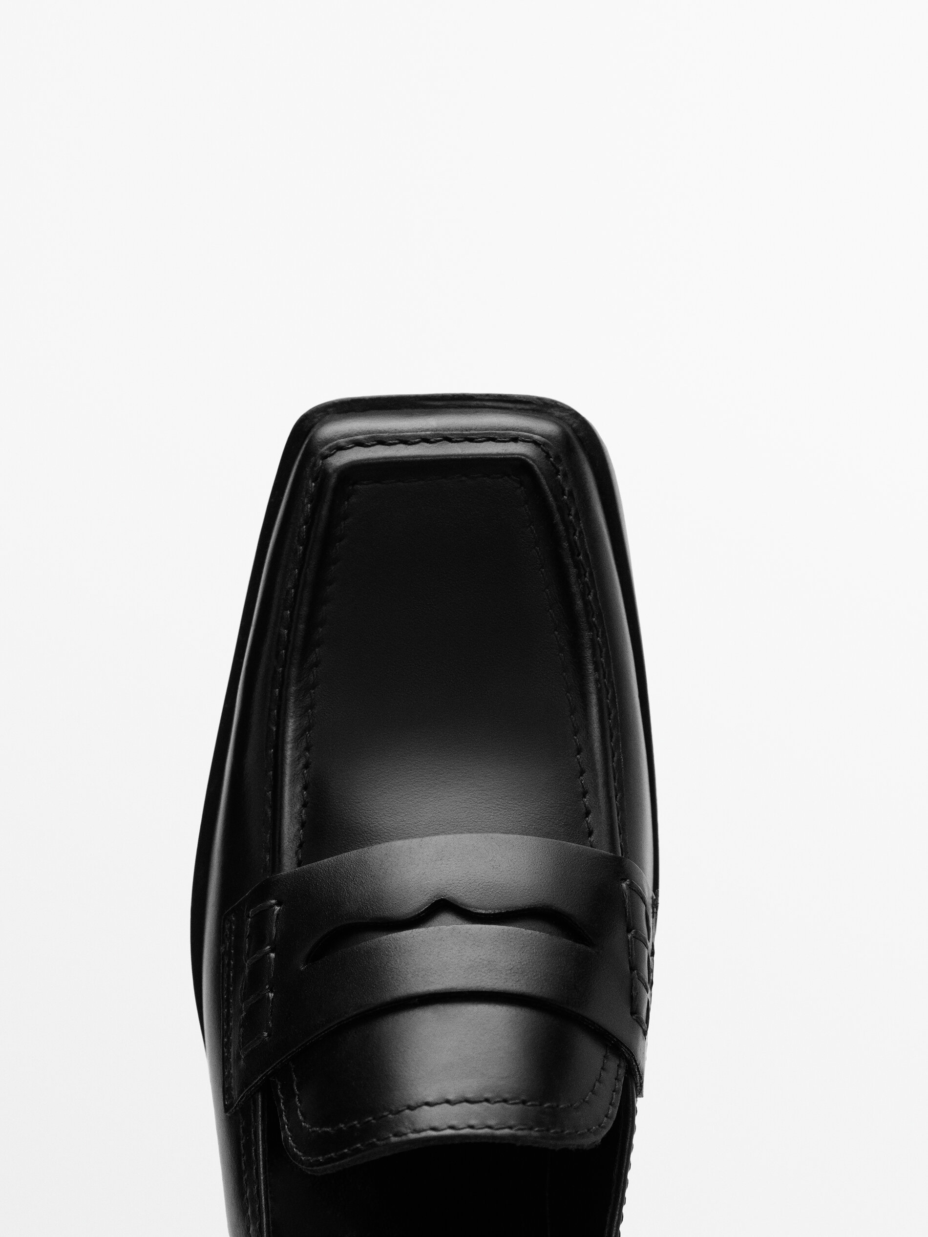 Massimo Dutti Woman - Fall Winter 2022 