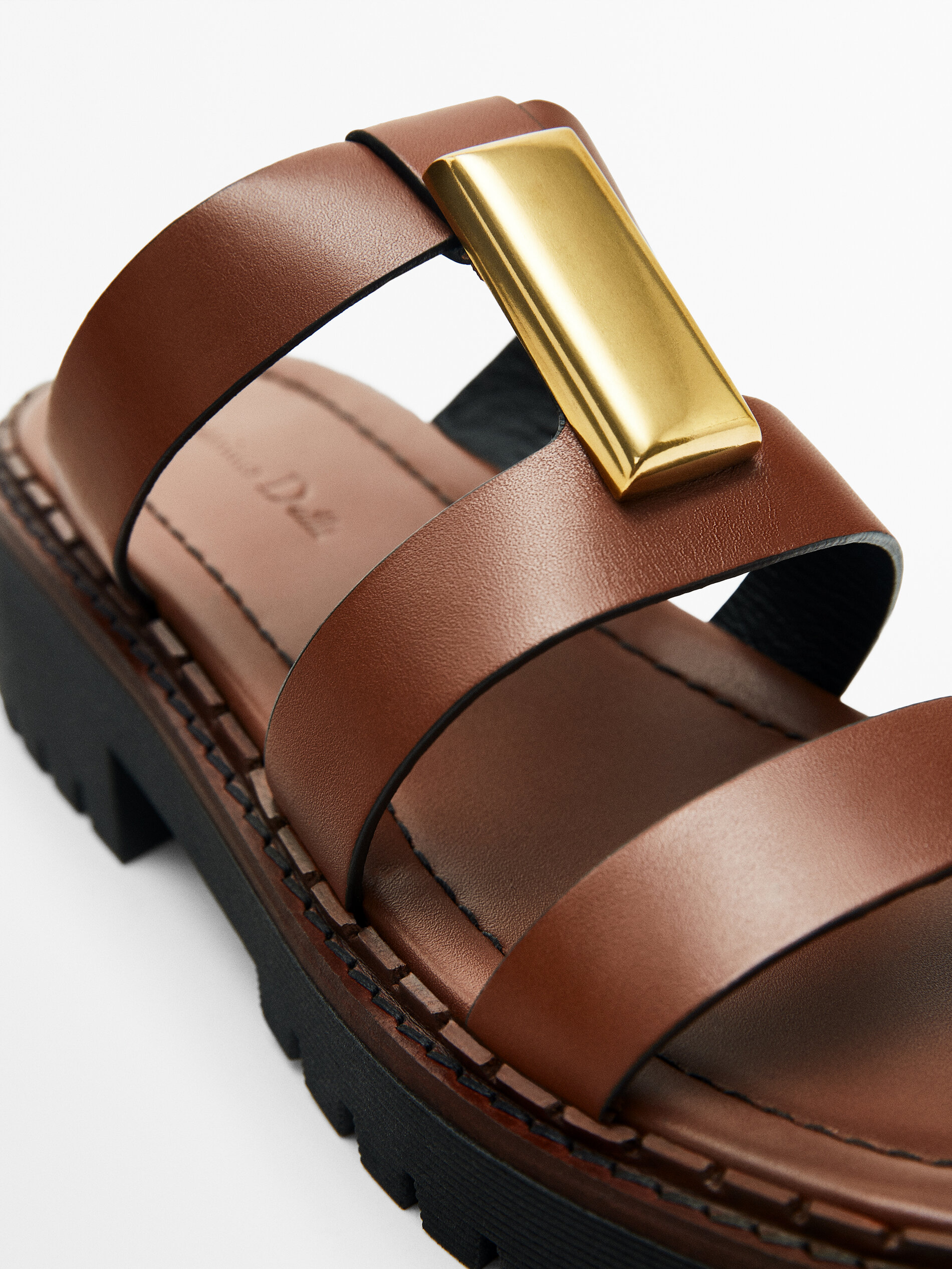 Leren sandalen met trackzool - Massimo Dutti Nederland