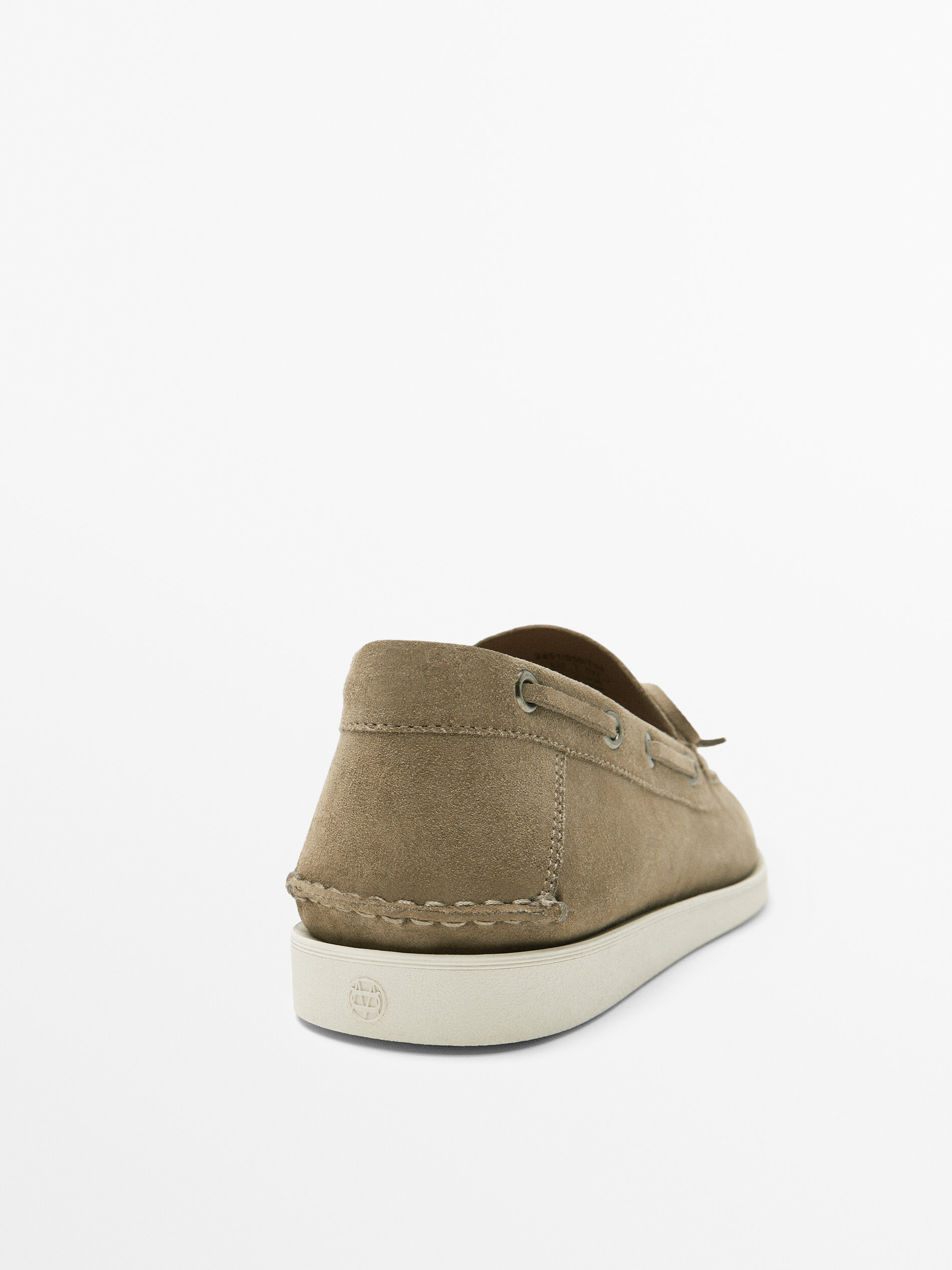 Split suede deck shoes - Massimo Dutti 