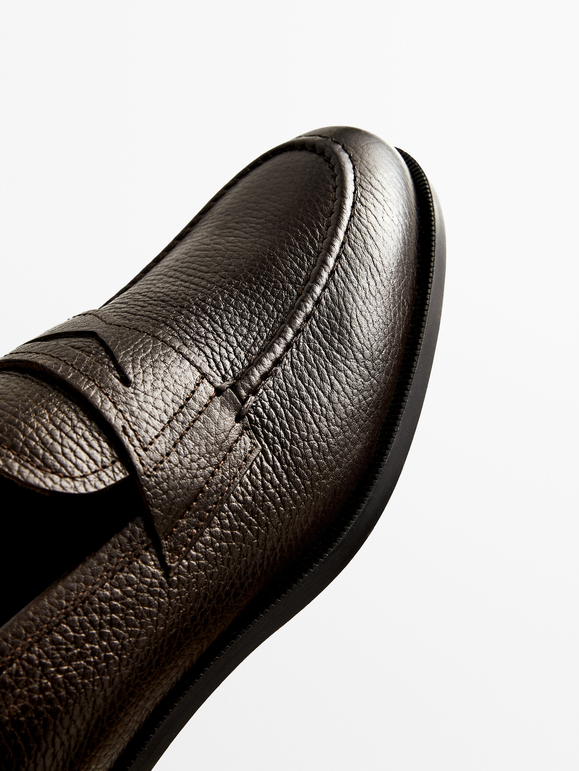 BROWN LEATHER LOAFERS - Massimo Dutti 