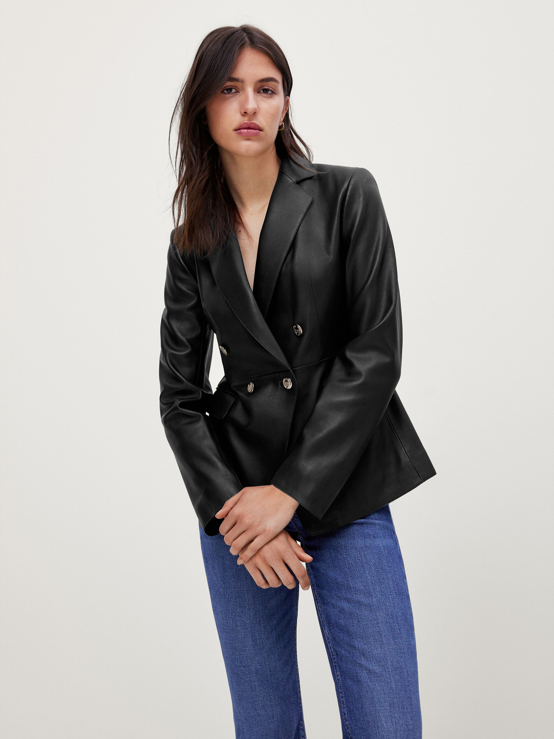 Blazer in pelle nappa con bottoni dorati - Massimo Dutti Italia