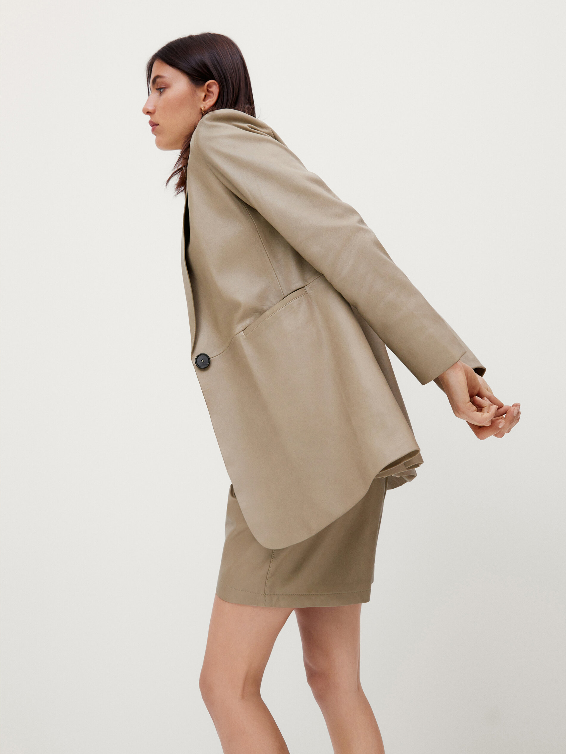 Americana piel napa arena - Massimo Dutti España