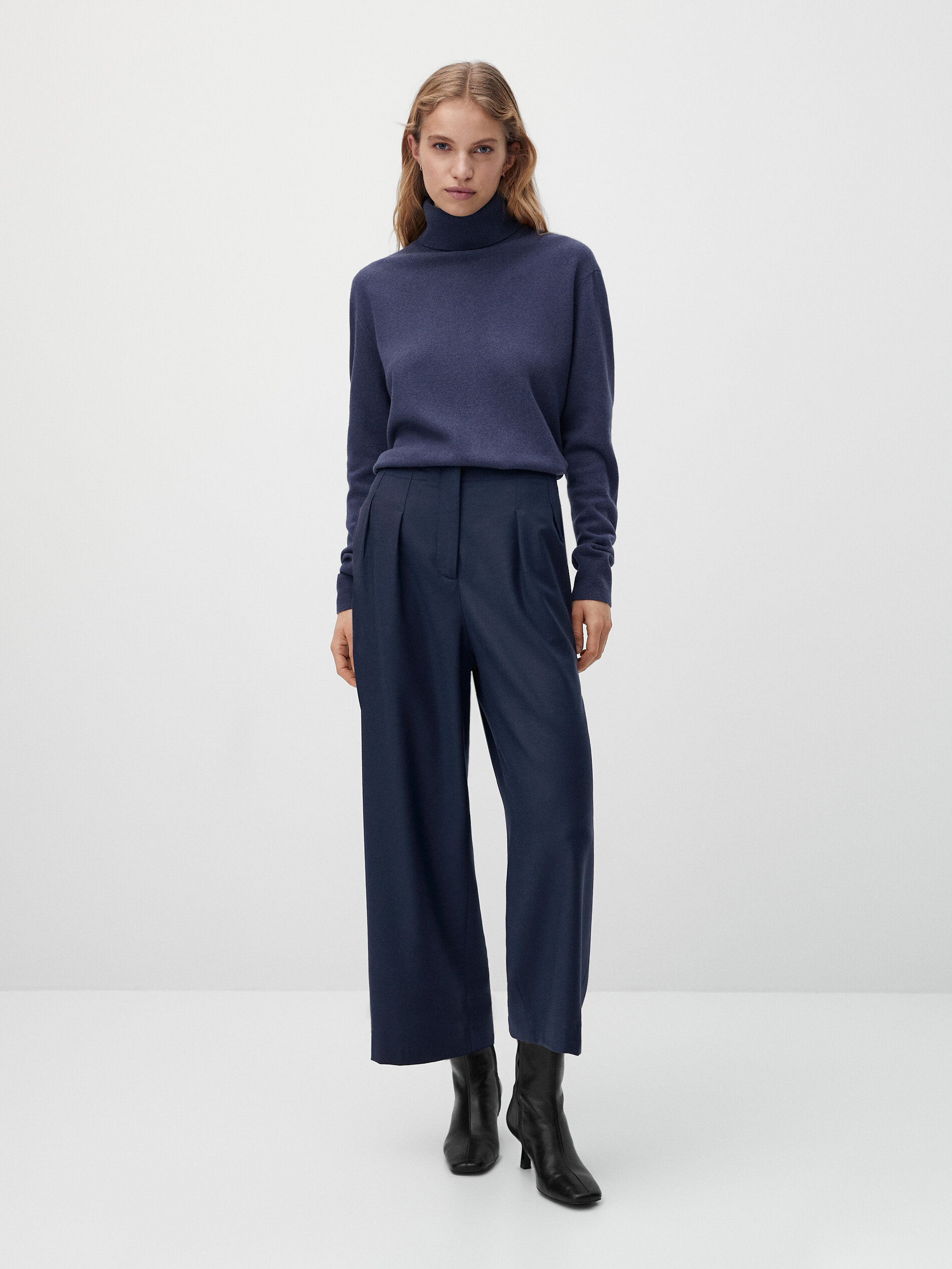 Pantaloni da completo in lana con pince - Massimo Dutti Italia