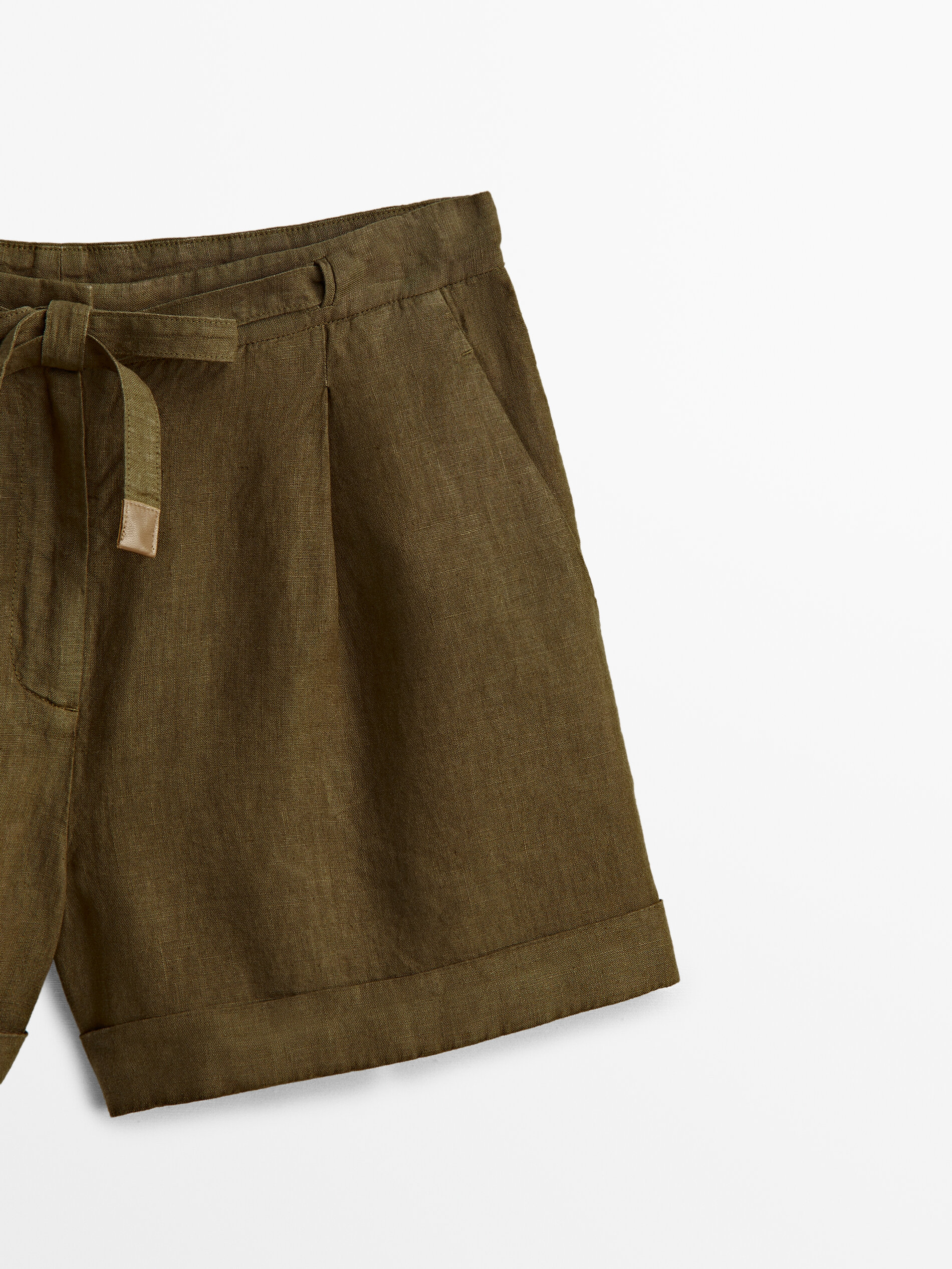 Bermuda di lino con allacciatura e dettaglio in pelle - Massimo Dutti Italia