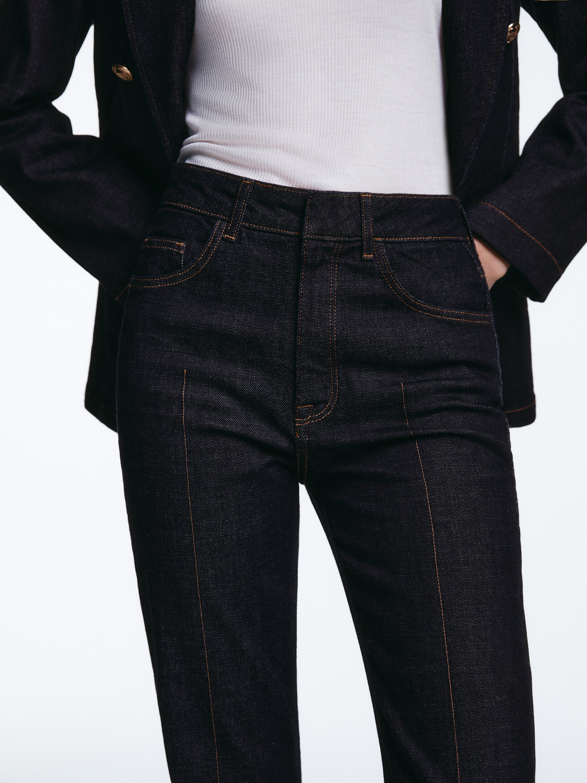 Pantalón vaquero flare pespuntes - Massimo Dutti España