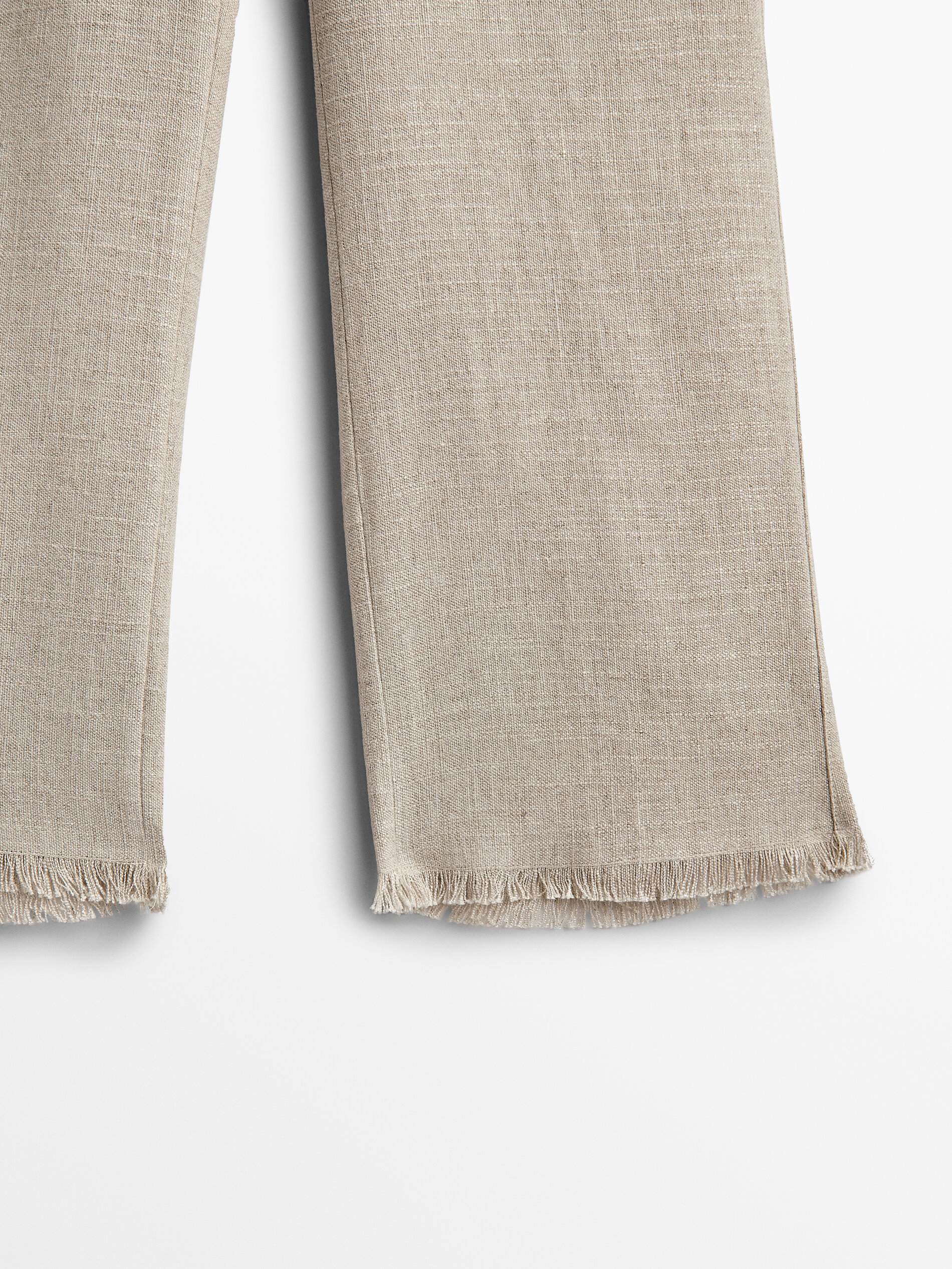 Rebajas Massimo Dutti 2022: los pantalones imprescindibles