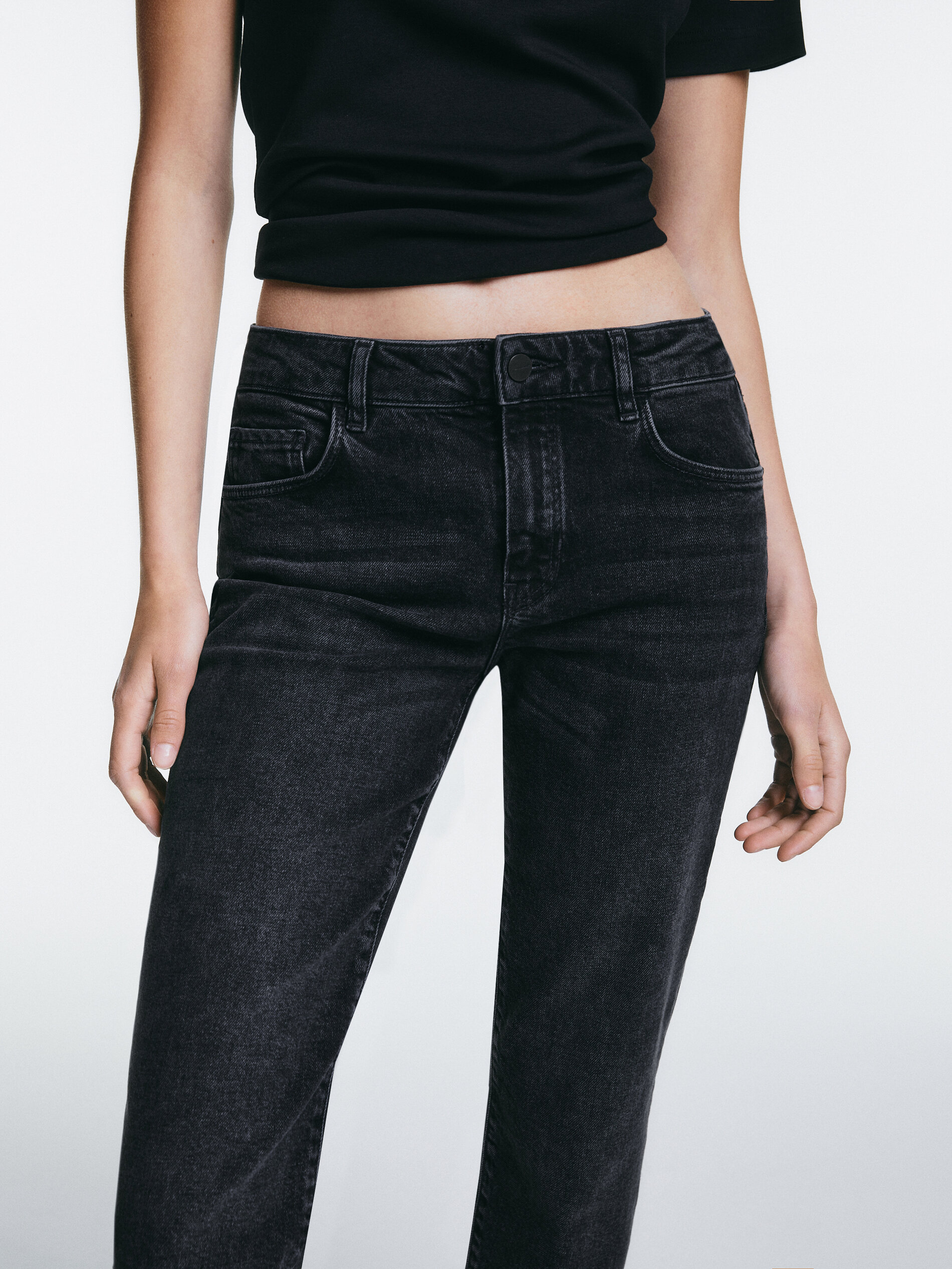 cropped denim jeans